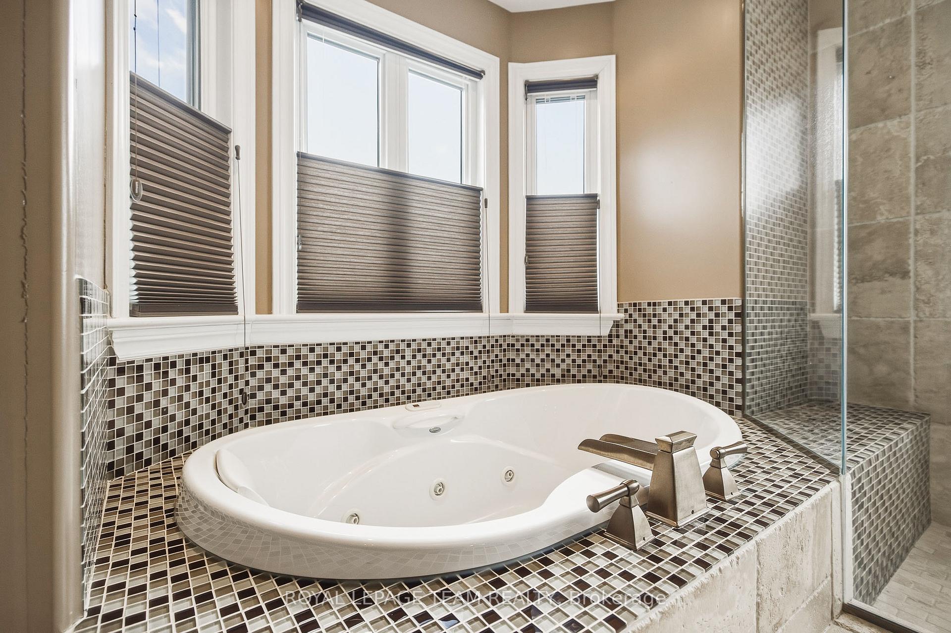 Photo 32 of 1419 Balmoral Drive, Ottawa, Cedardale — HOMEH