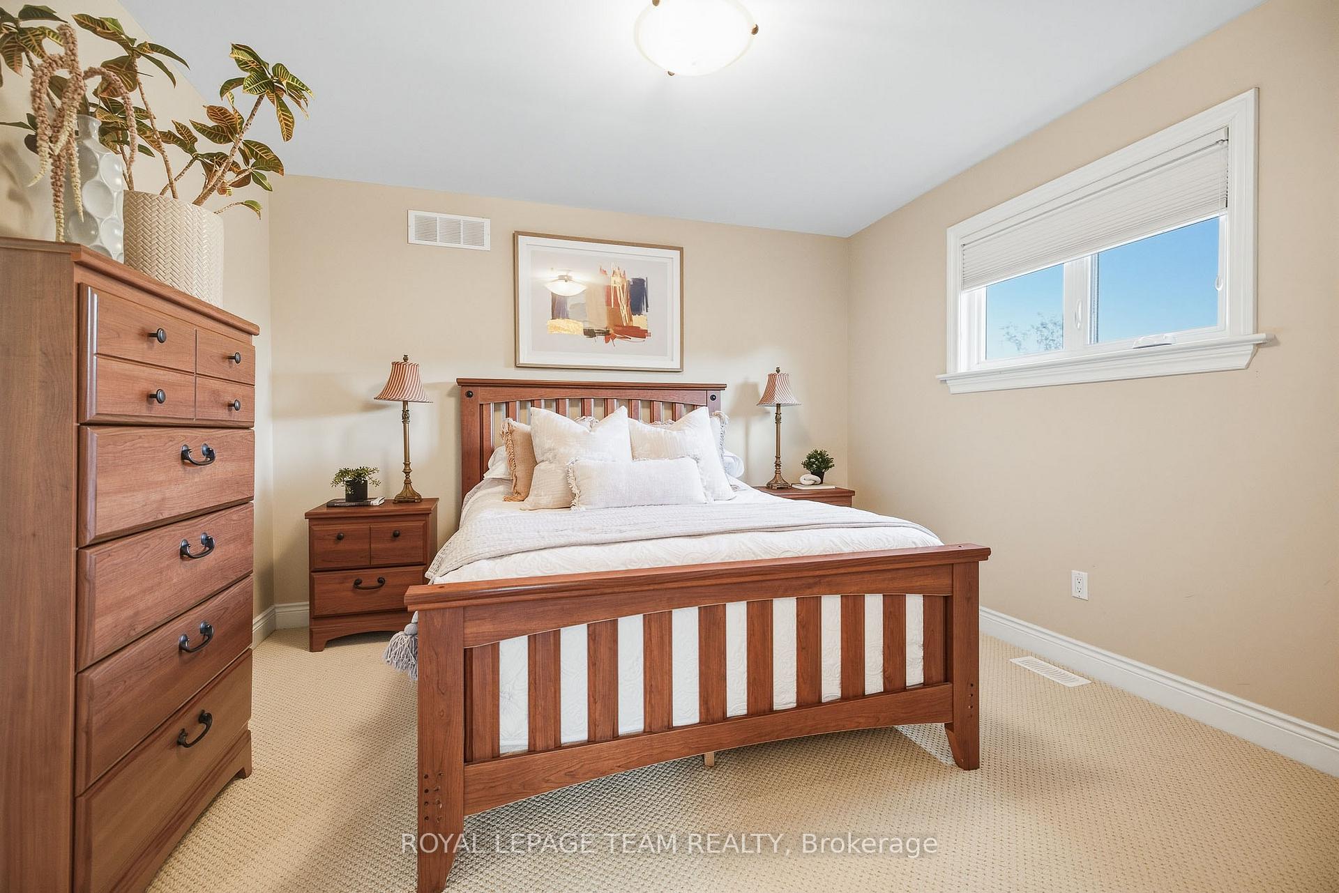 Photo 38 of 1419 Balmoral Drive, Ottawa, Cedardale — HOMEH