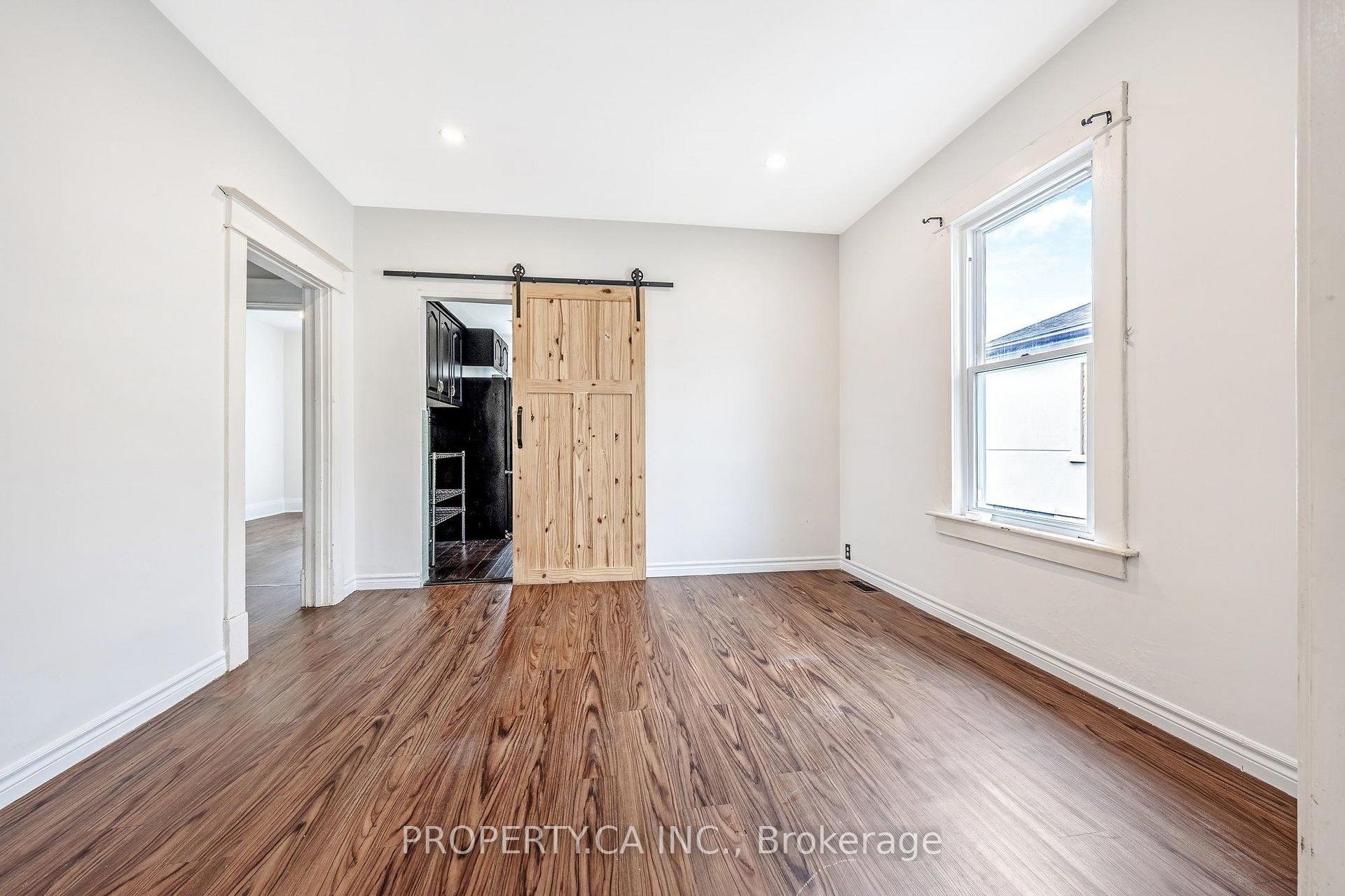 Photo 13 of 5754 Spring Street, Niagara Falls, Hospital — HOMEH