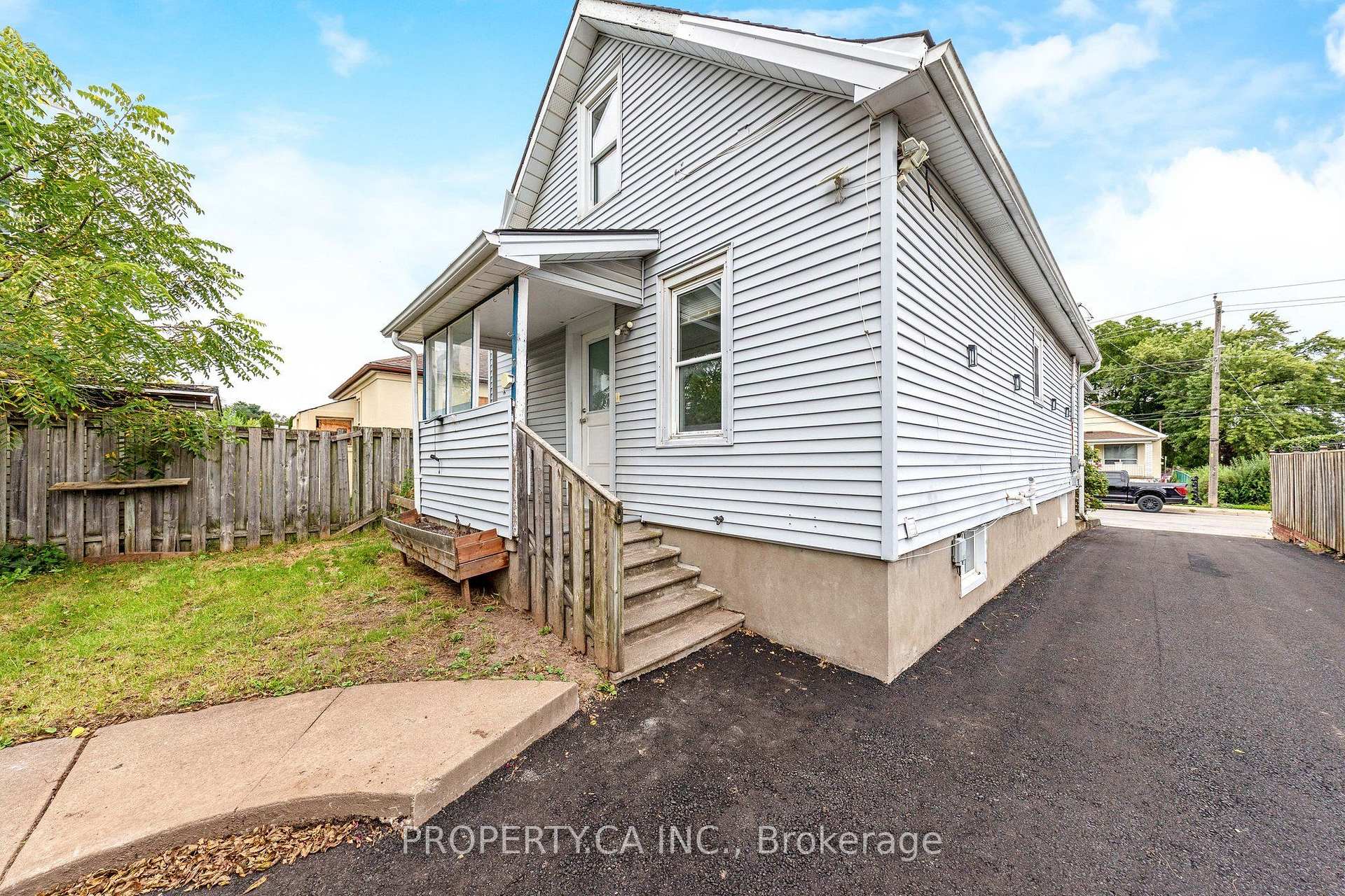 Photo 36 of 5754 Spring Street, Niagara Falls, Hospital — HOMEH