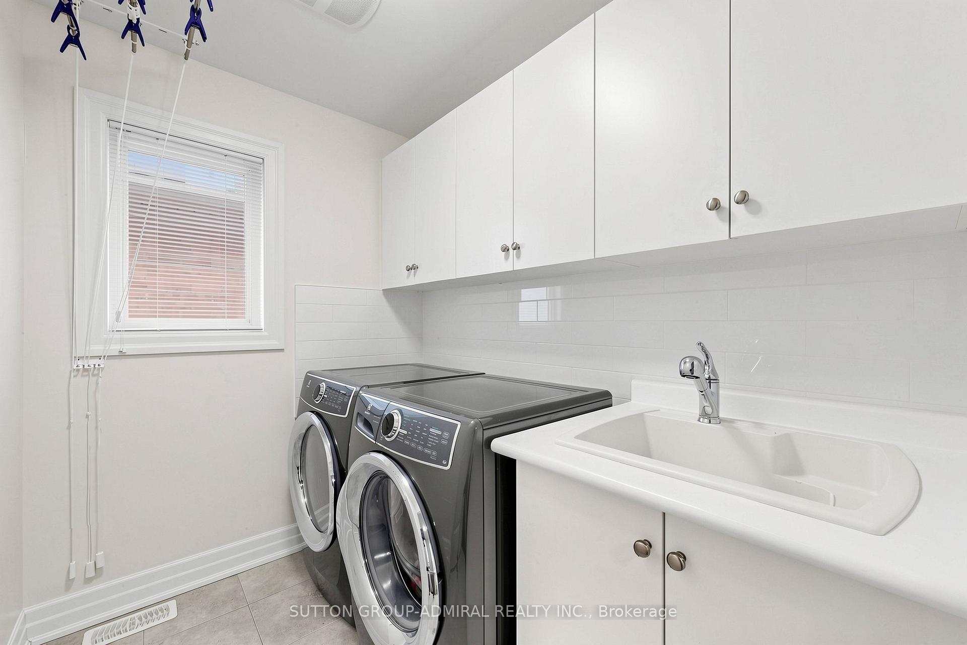 Photo 38 of 32 Nicort Road, King, King City — HOMEH