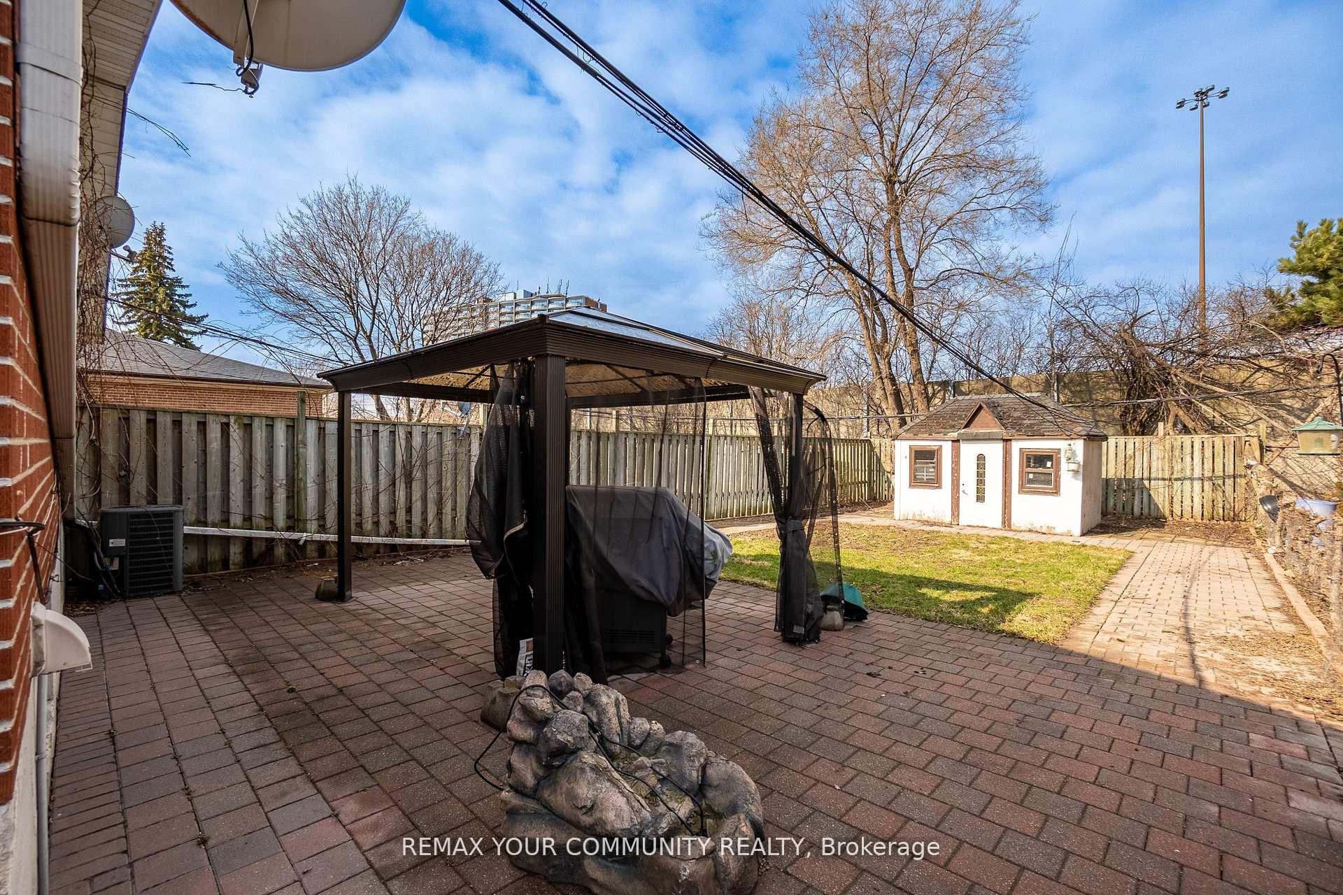 Photo 20 of Unit Main, 32 Marbury Crescent, North York, Parkwoods-Donalda — HOMEH