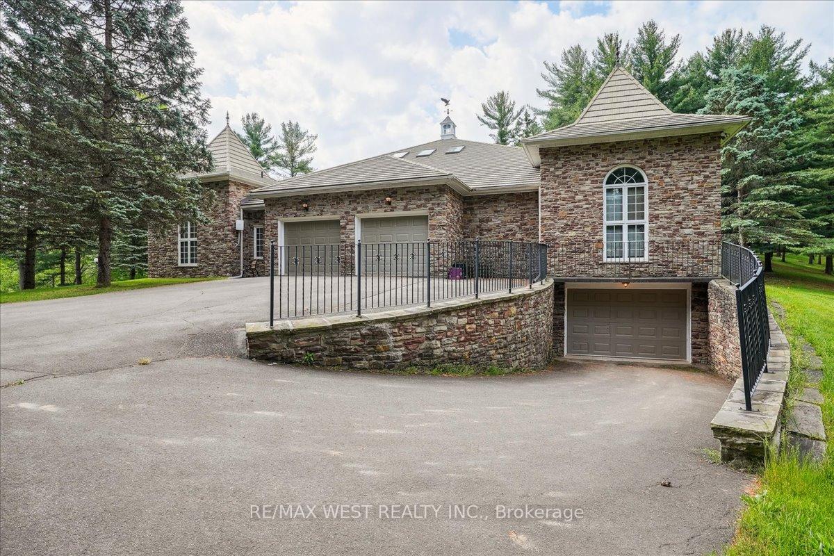 Photo 10 of 1630 Pelham Street, Pelham, Fonthill — HOMEH