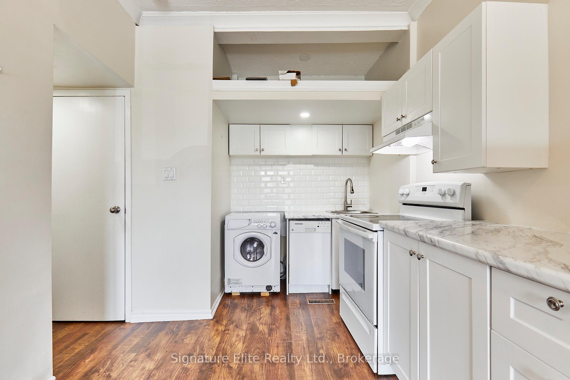 Photo 3 of Unit 1, 363 Barton Street E, Hamilton, Landsdale — HOMEH