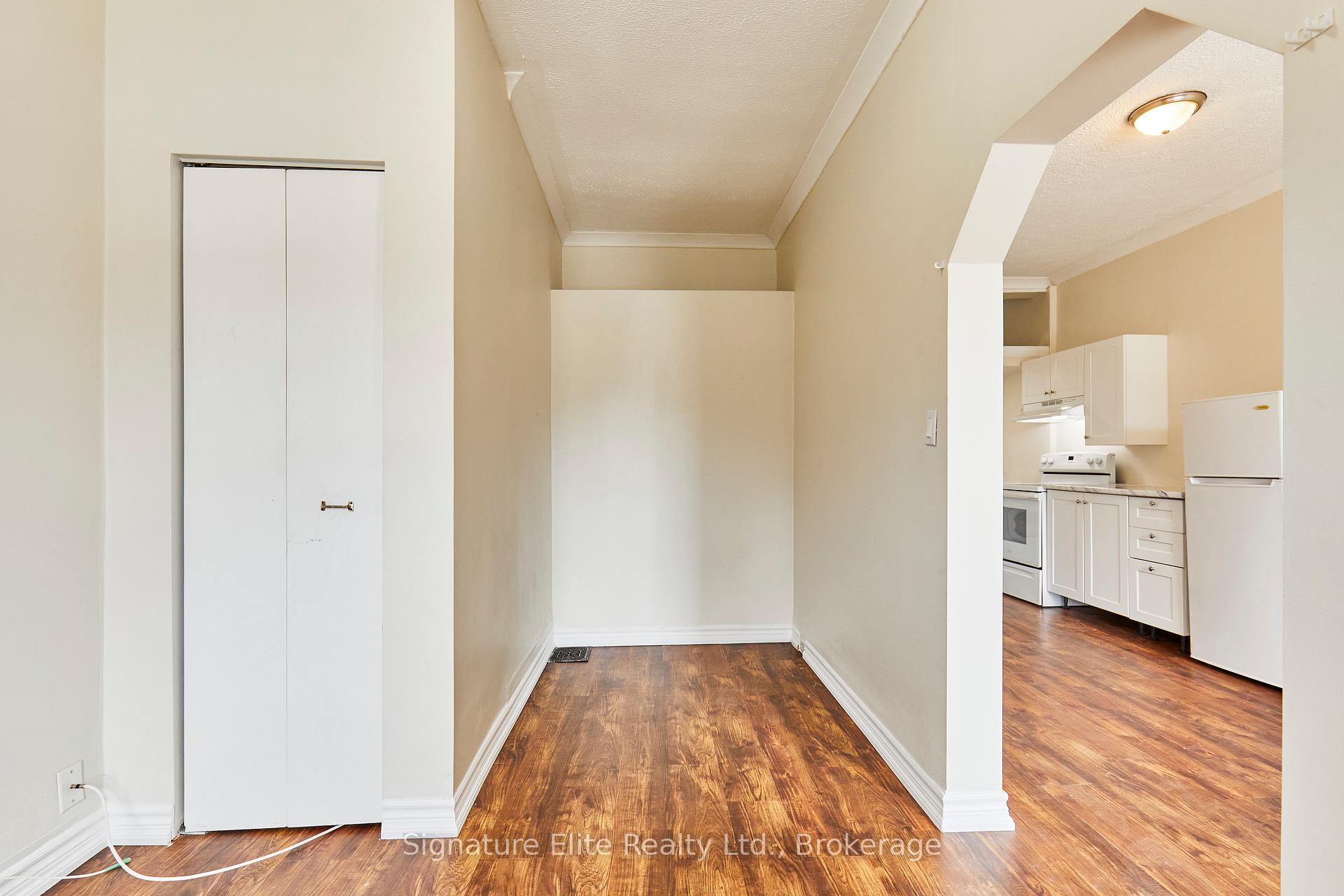 Photo 10 of Unit 1, 363 Barton Street E, Hamilton, Landsdale — HOMEH