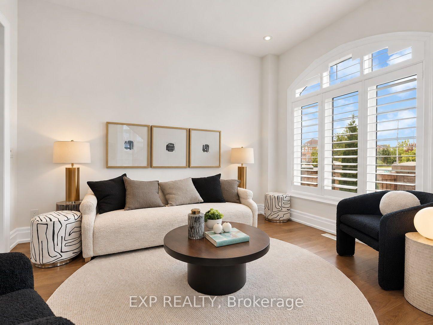 Photo 17 of 34 Settlement Crescent, Richmond Hill, Jefferson — HOMEH
