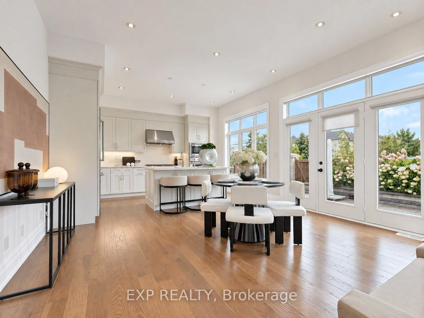 Photo 14 of 34 Settlement Crescent, Richmond Hill, Jefferson — HOMEH