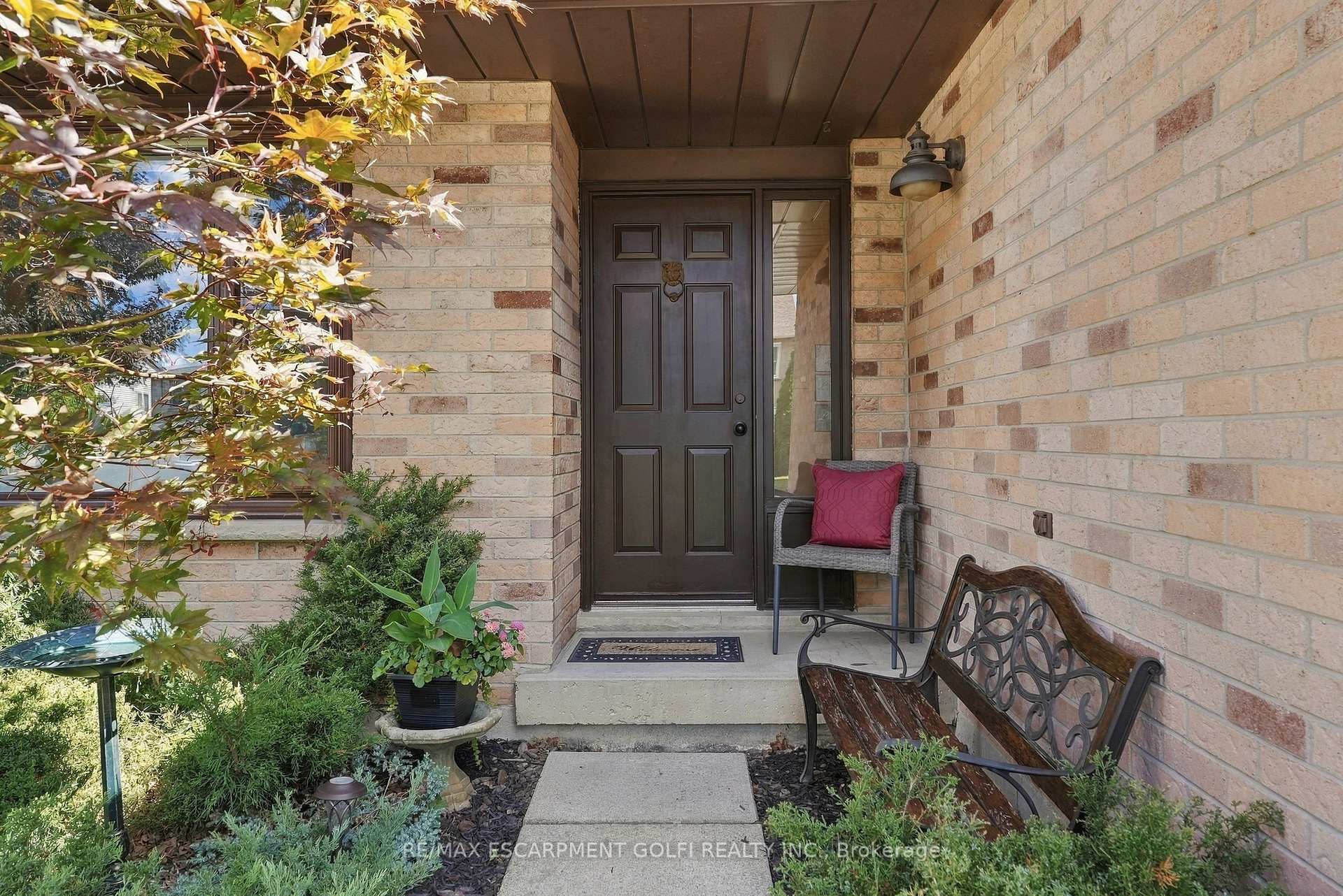 Photo 2 of 89 Brigade Drive, Hamilton, Crerar — HOMEH