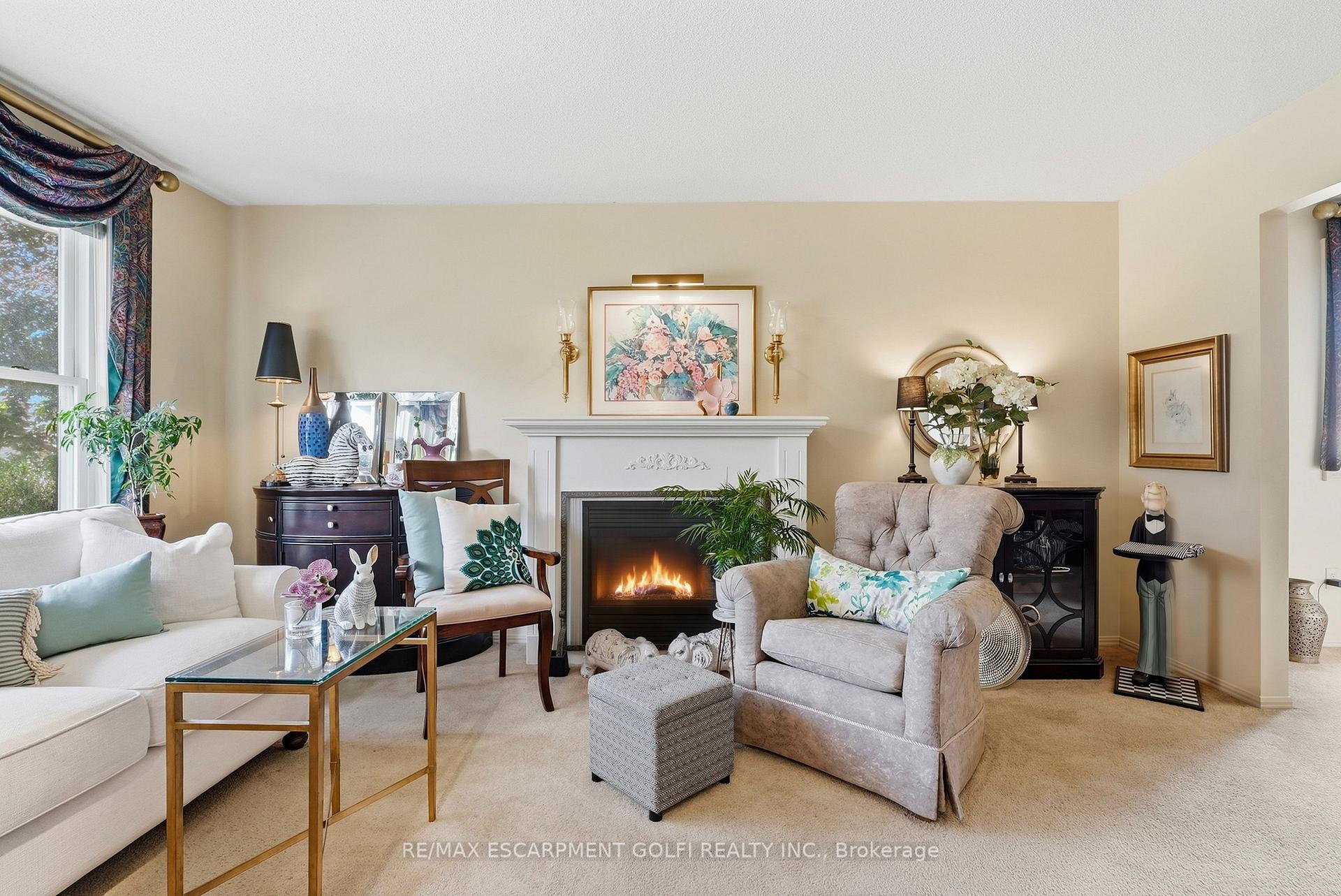 Photo 5 of 89 Brigade Drive, Hamilton, Crerar — HOMEH