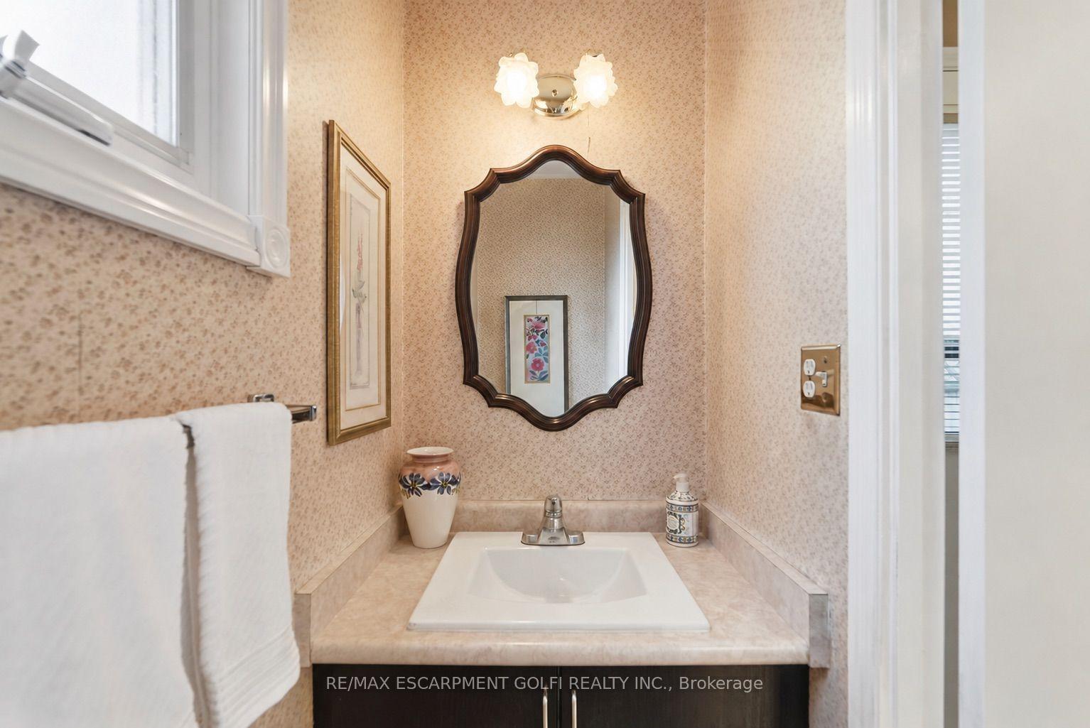 Photo 14 of 89 Brigade Drive, Hamilton, Crerar — HOMEH