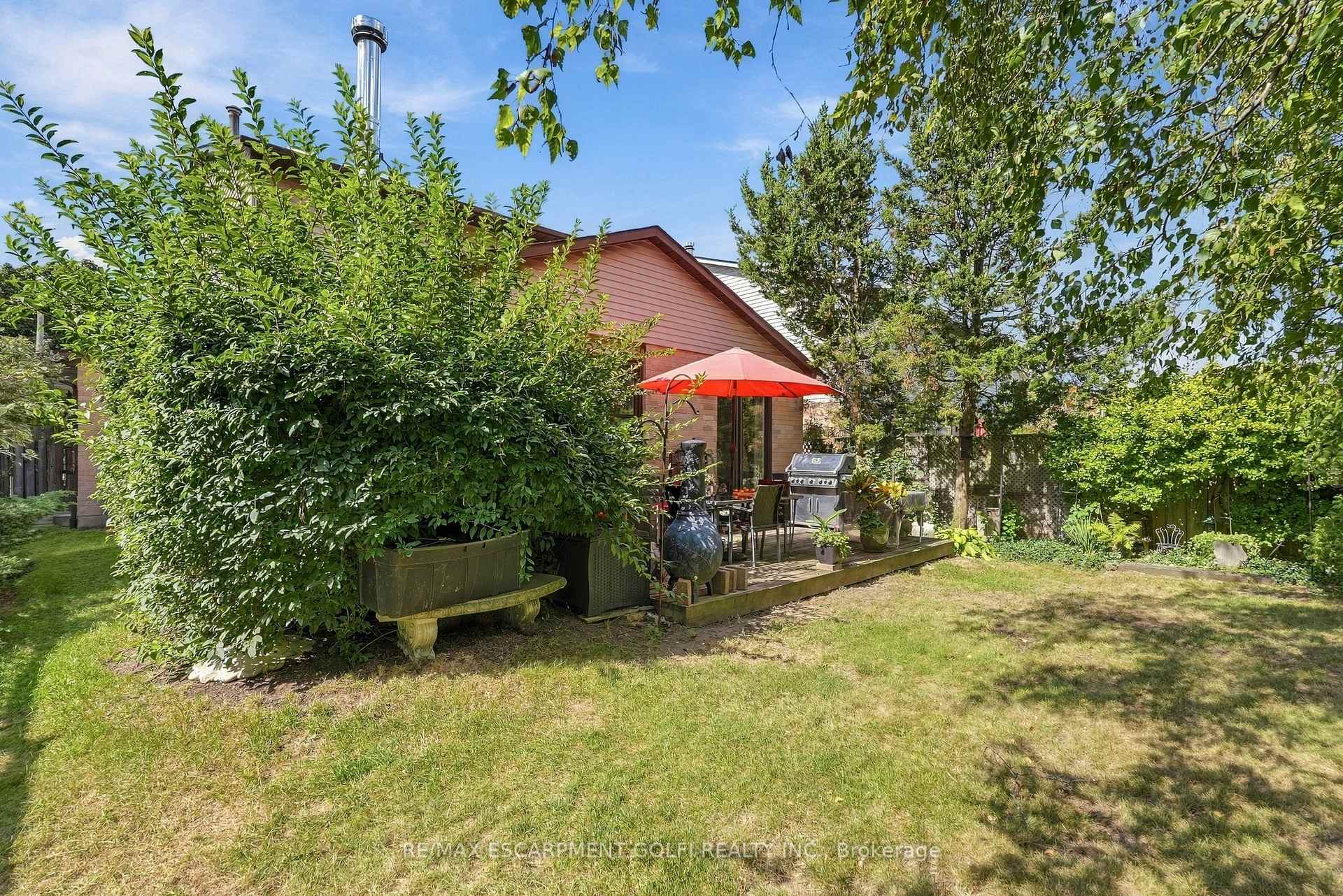 Photo 30 of 89 Brigade Drive, Hamilton, Crerar — HOMEH