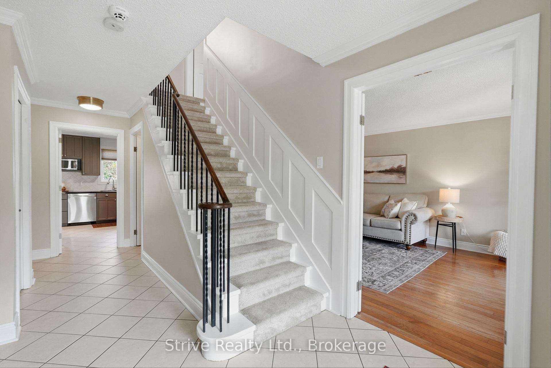 Photo 5 of 73 Rhonda Boulevard, Clarington, Bowmanville — HOMEH