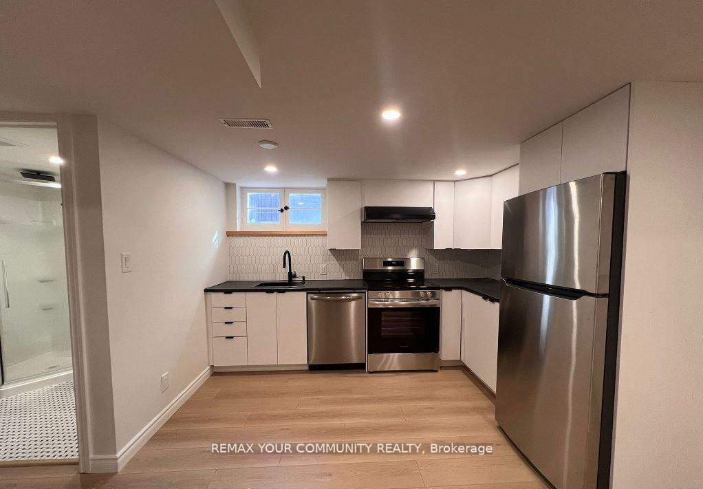 Photo 13 of 16 Robertsfield Crescent, Scarborough, Wexford-Maryvale — HOMEH
