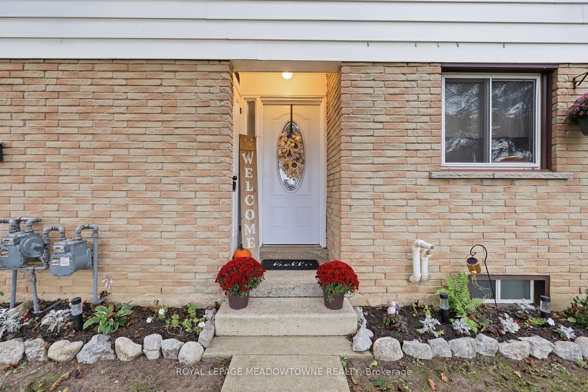 Photo 3 of Unit 36, 59 Maple Avenue, Halton Hills, Georgetown — HOMEH