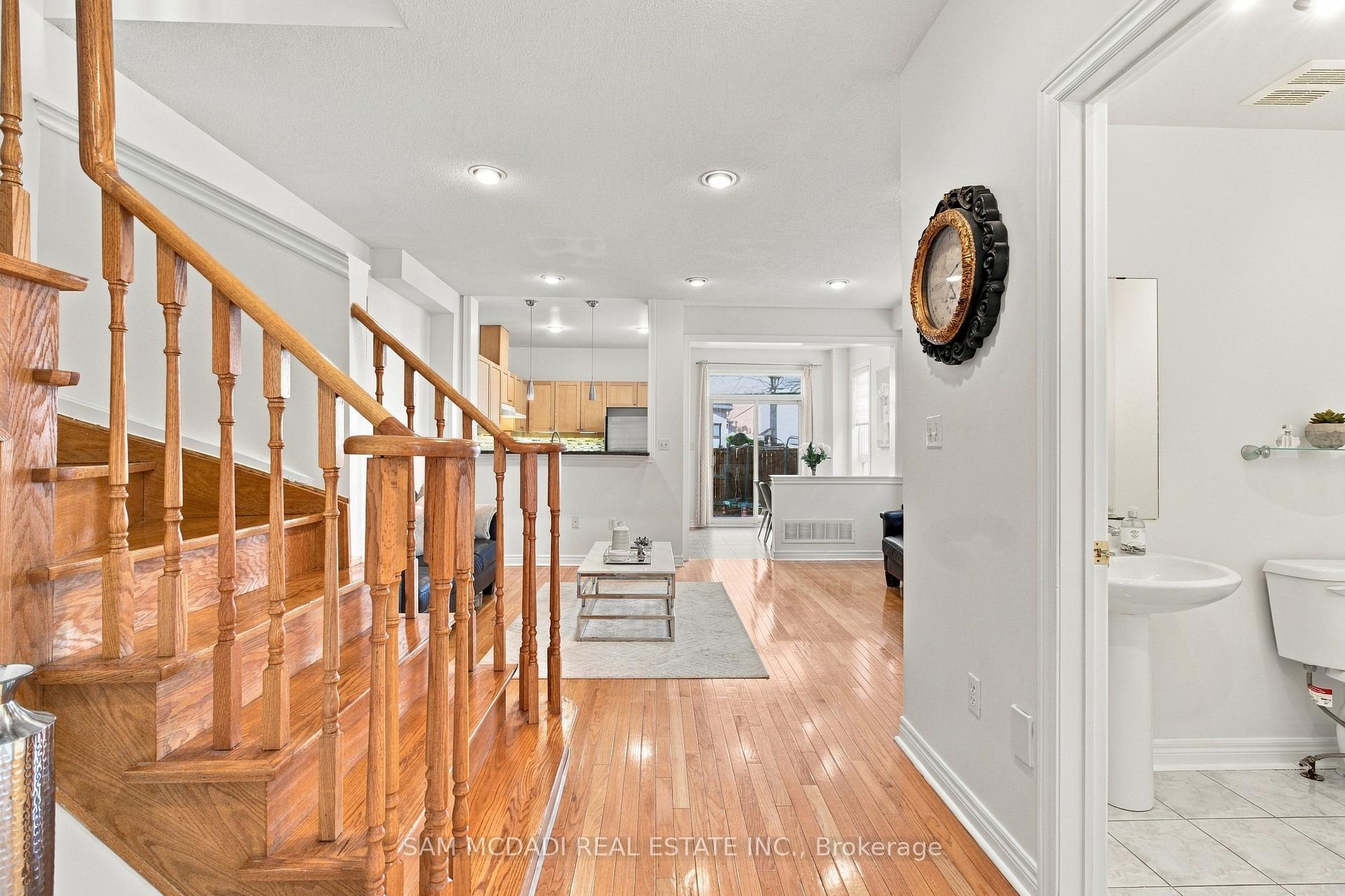 Photo 6 of 7331 Cork Tree Row, Mississauga, Lisgar — HOMEH