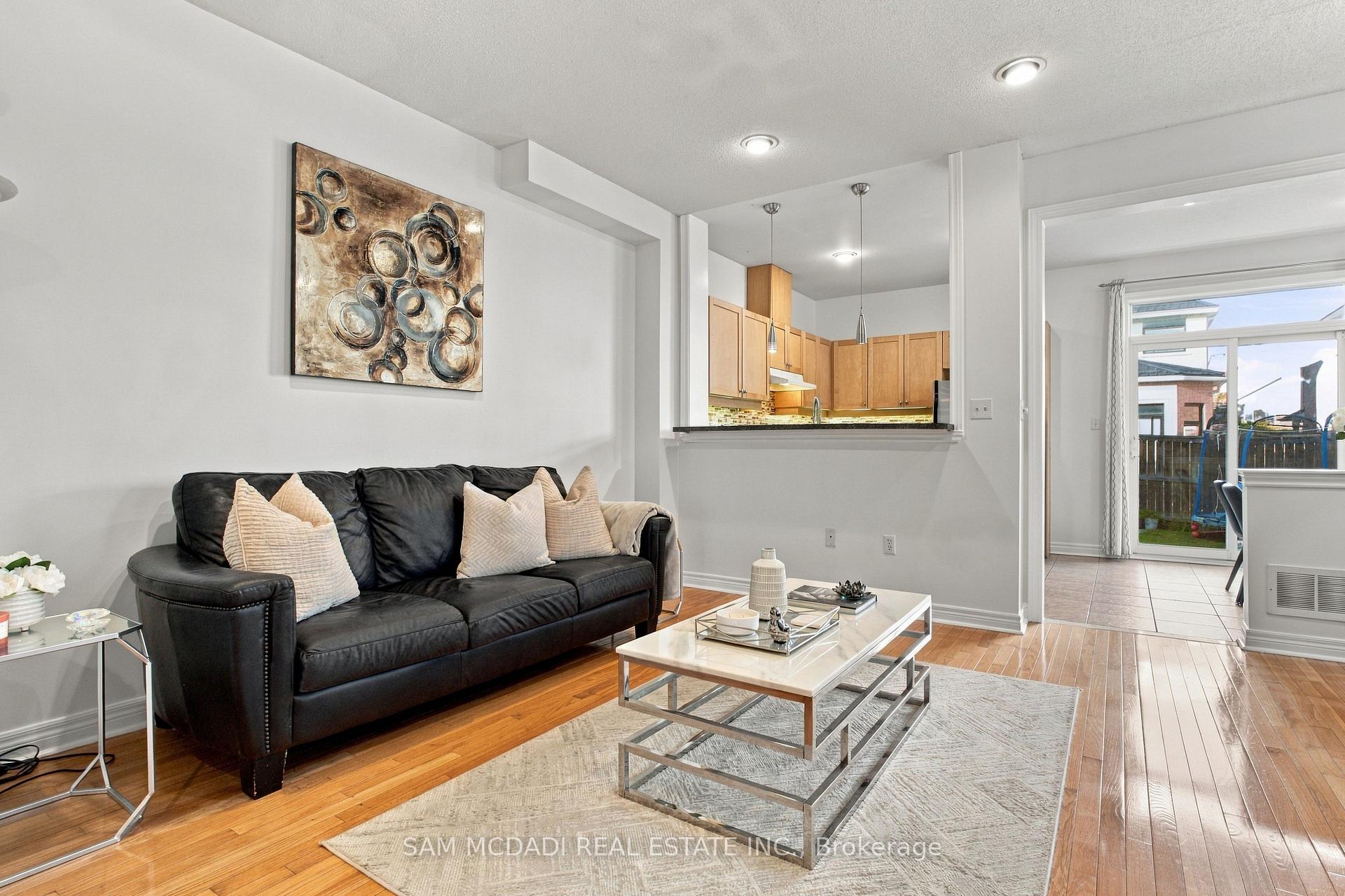 Photo 8 of 7331 Cork Tree Row, Mississauga, Lisgar — HOMEH