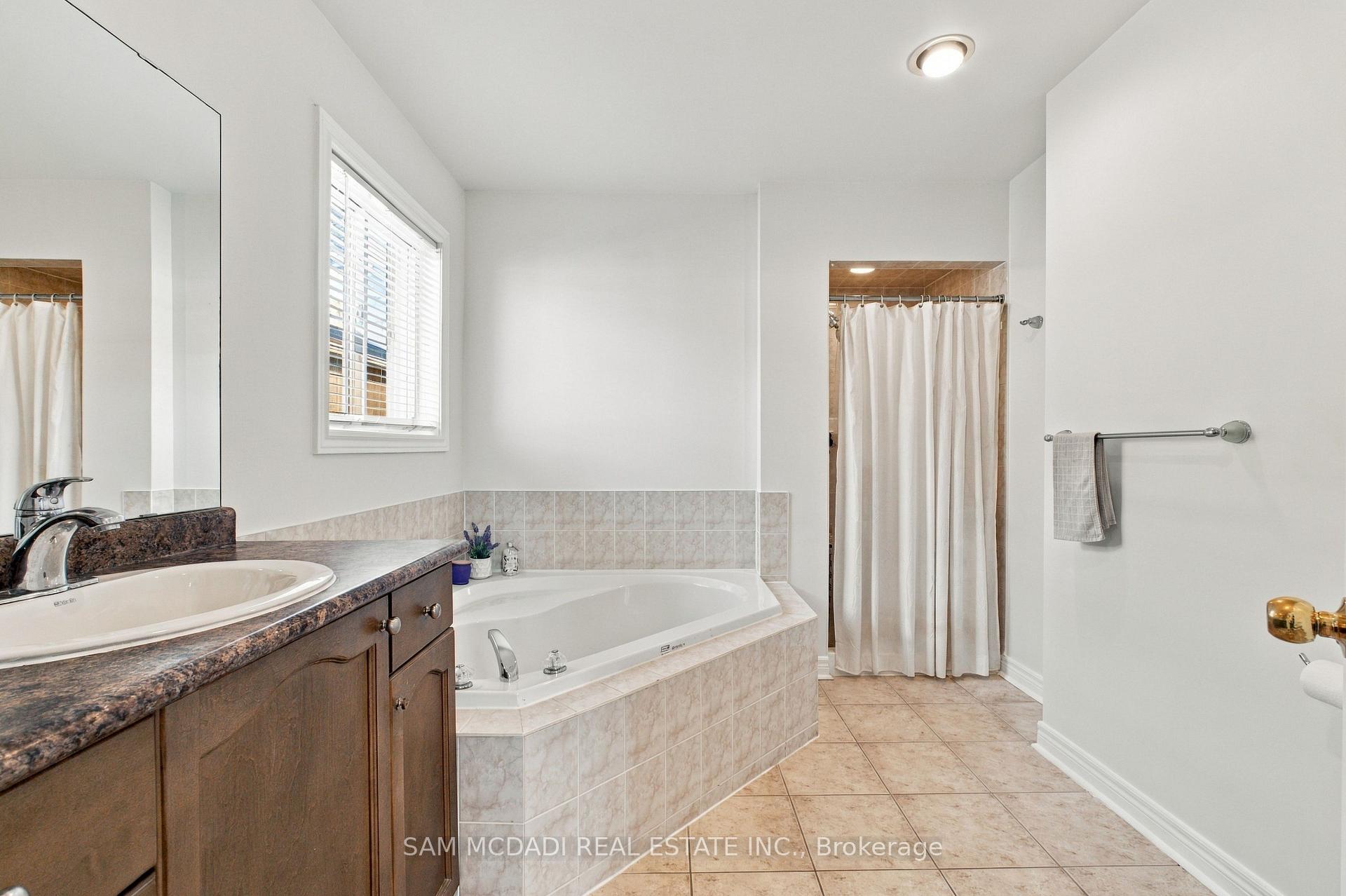 Photo 19 of 7331 Cork Tree Row, Mississauga, Lisgar — HOMEH