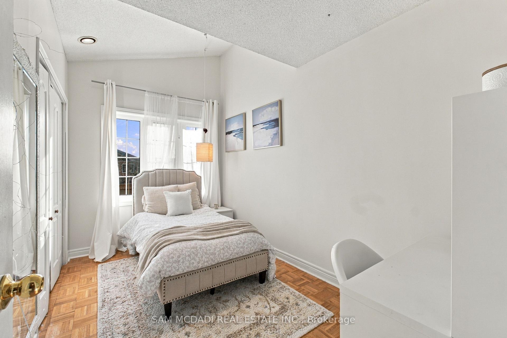 Photo 23 of 7331 Cork Tree Row, Mississauga, Lisgar — HOMEH