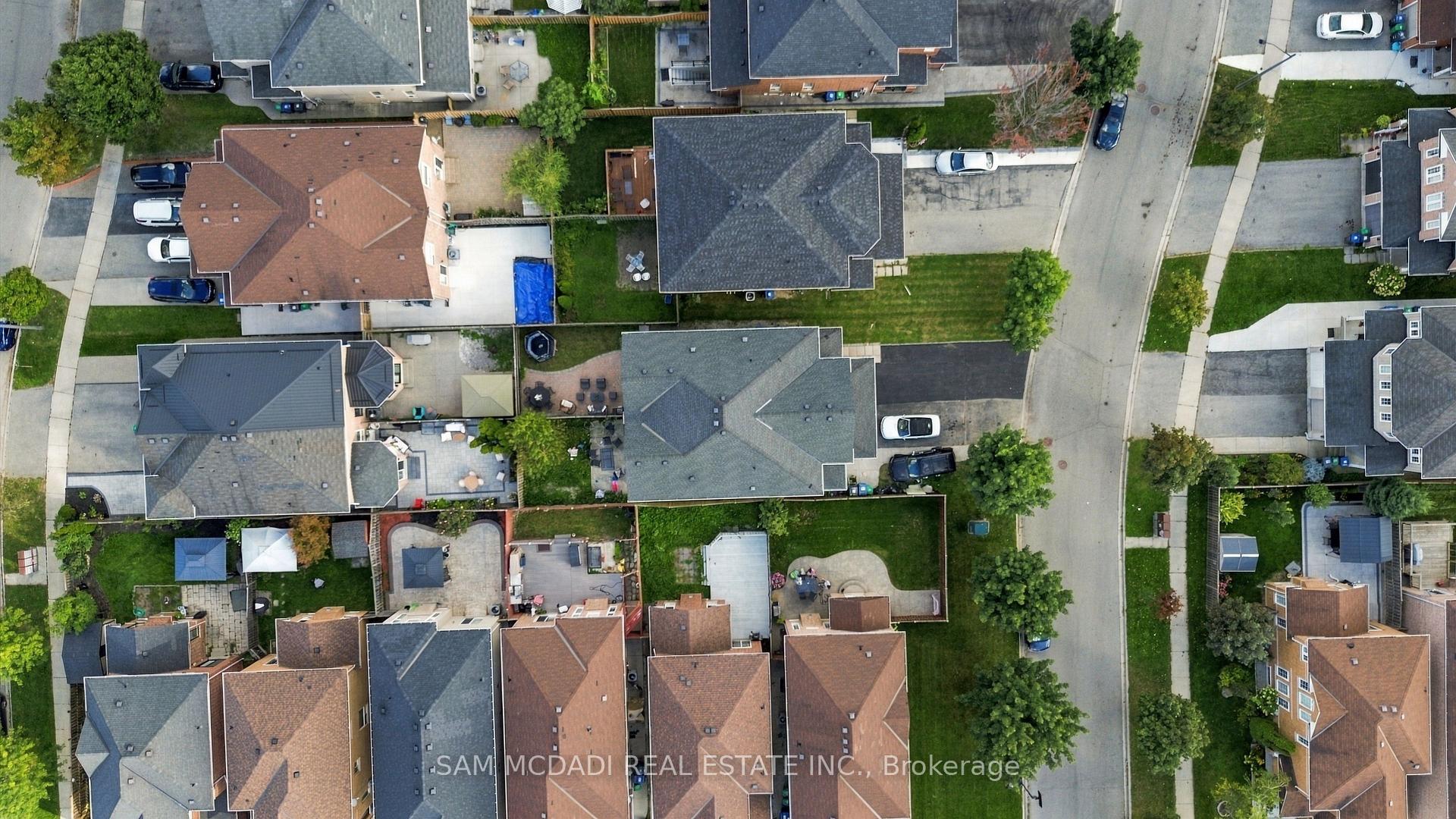Photo 39 of 7331 Cork Tree Row, Mississauga, Lisgar — HOMEH