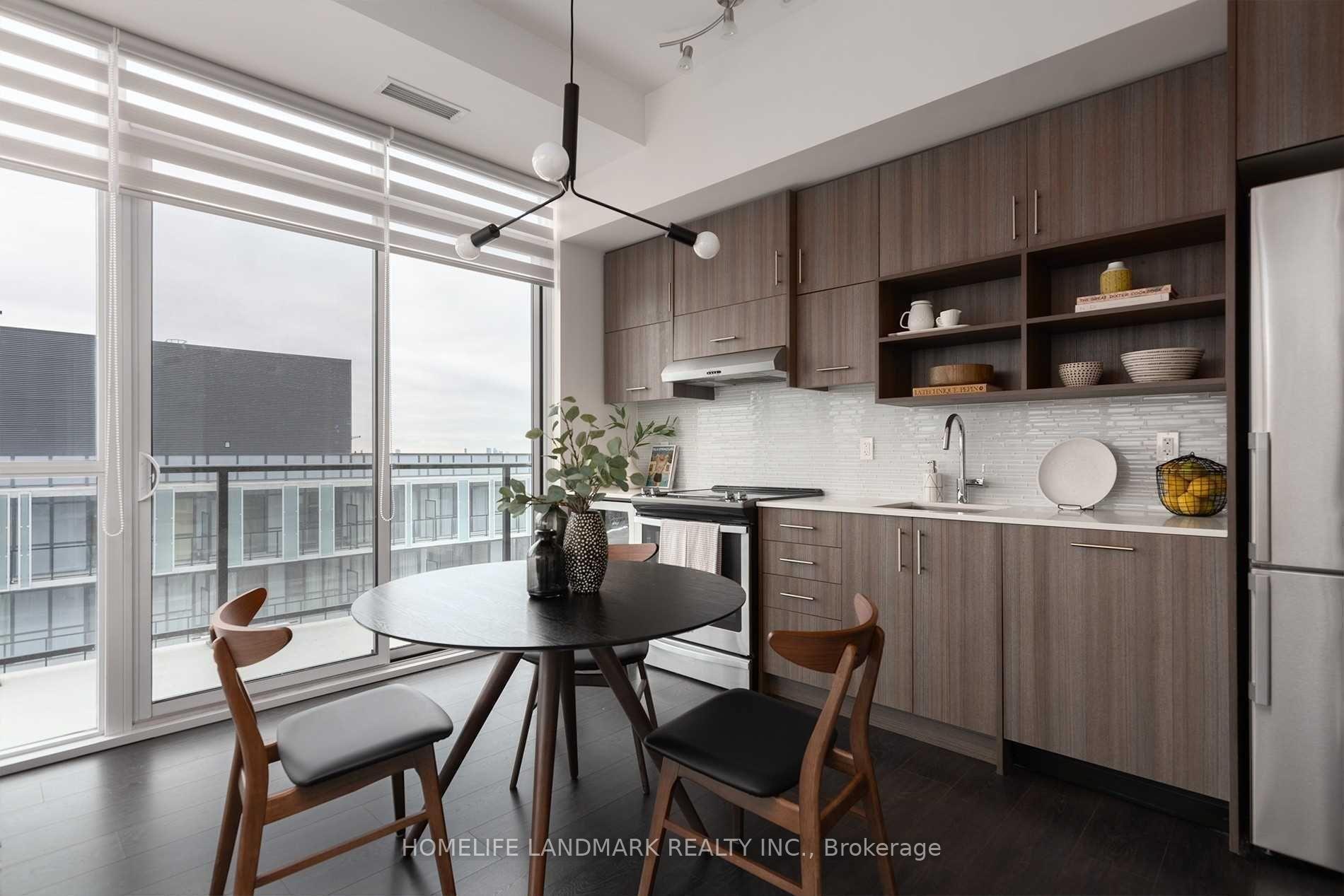 Photo 5 of Unit 2, 150 Fairview Mall Drive, North York, Don Valley Village — HOMEH