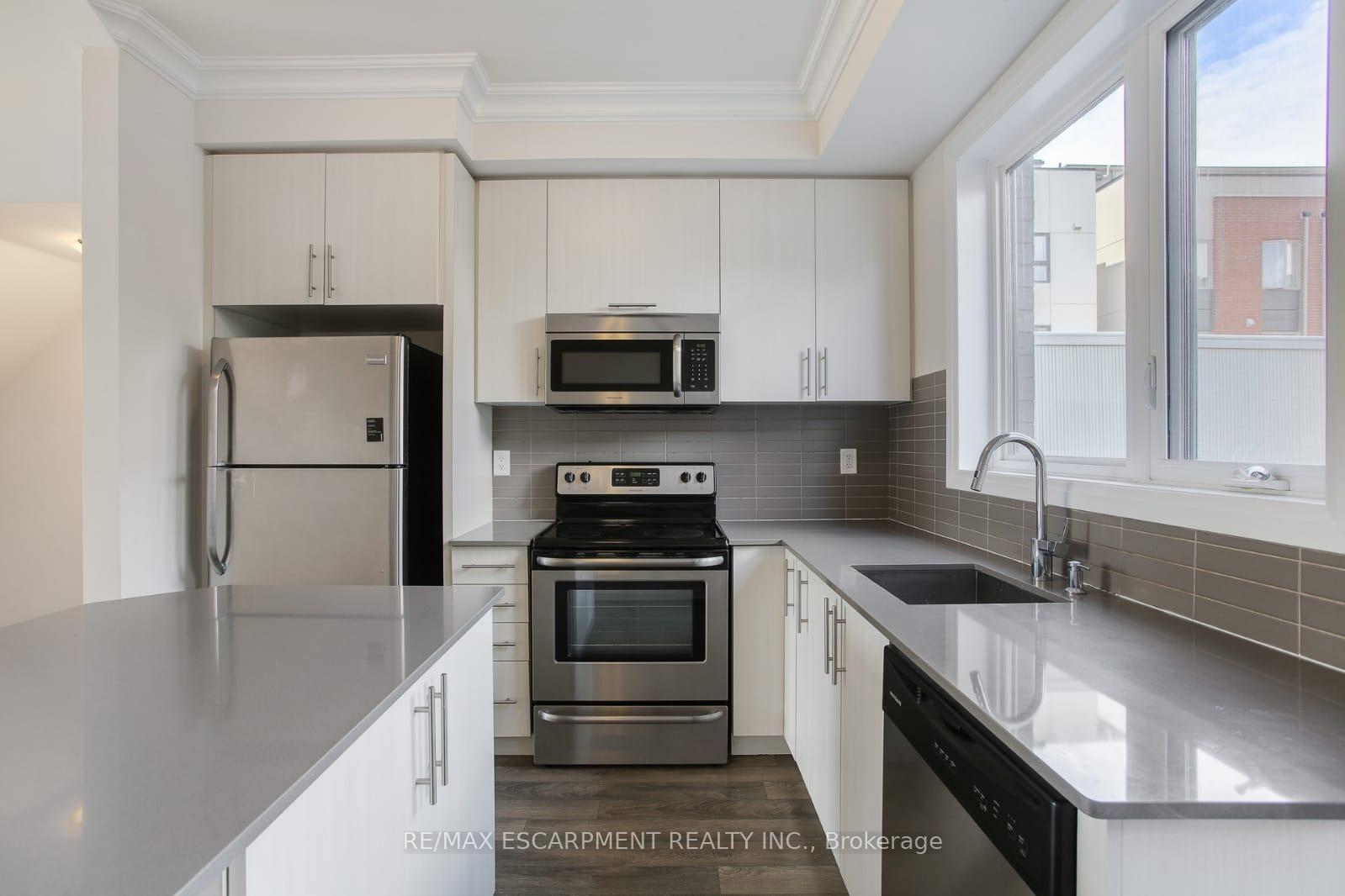 Photo 6 of Unit 2, 130 Frederick Tisdale Drive, North York, Downsview-Roding-CFB — HOMEH