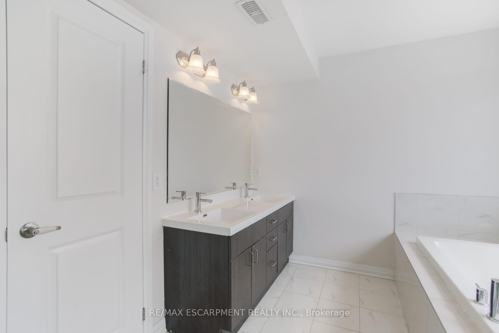 Photo 18 of Unit 2, 130 Frederick Tisdale Drive, North York, Downsview-Roding-CFB — HOMEH