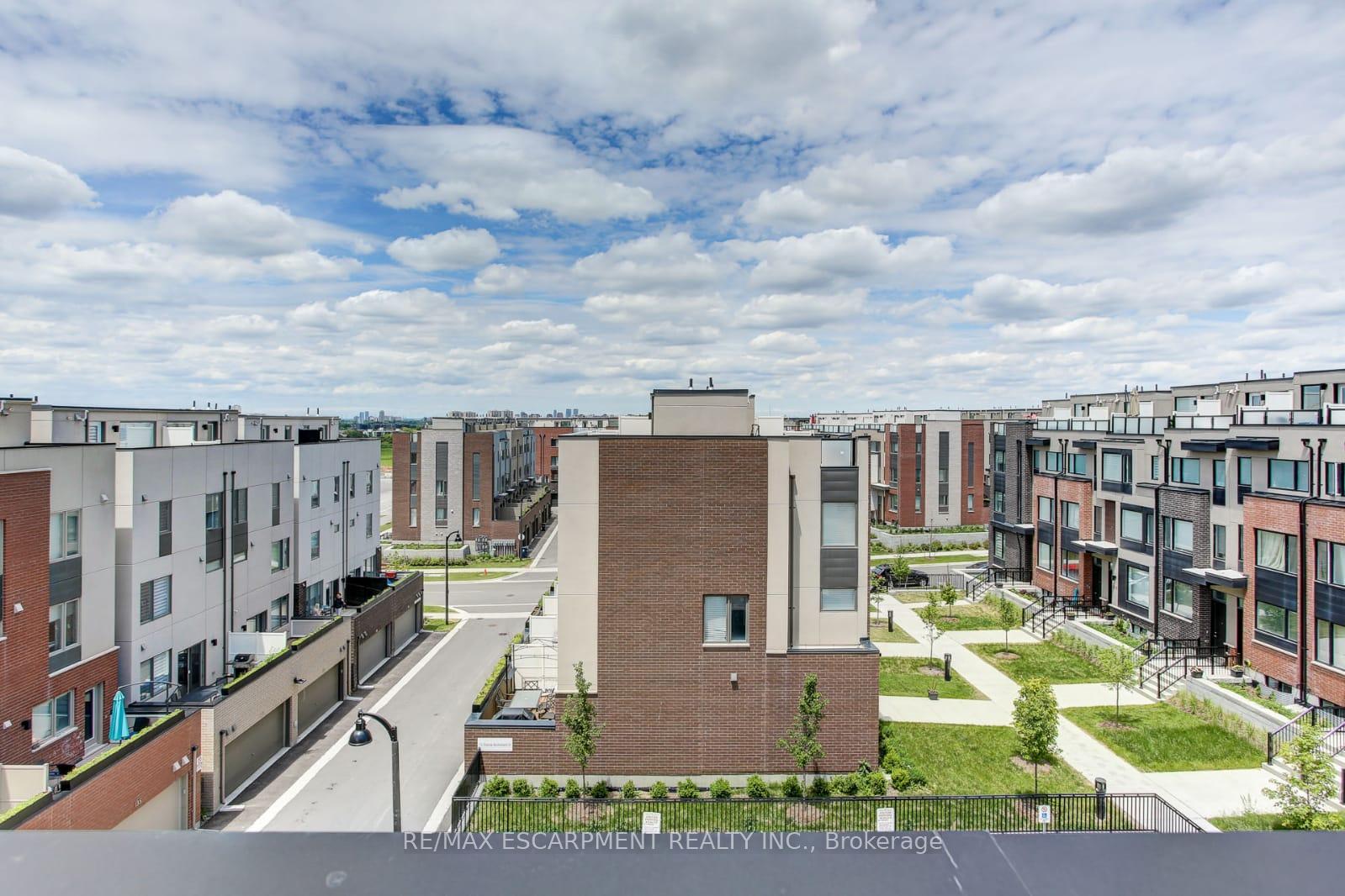 Photo 24 of Unit 2, 130 Frederick Tisdale Drive, North York, Downsview-Roding-CFB — HOMEH