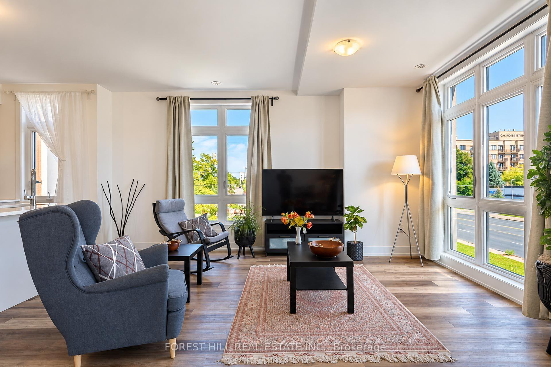 Photo 15 of Unit 15, 12868 Yonge Street, Richmond Hill, Oak Ridges — HOMEH