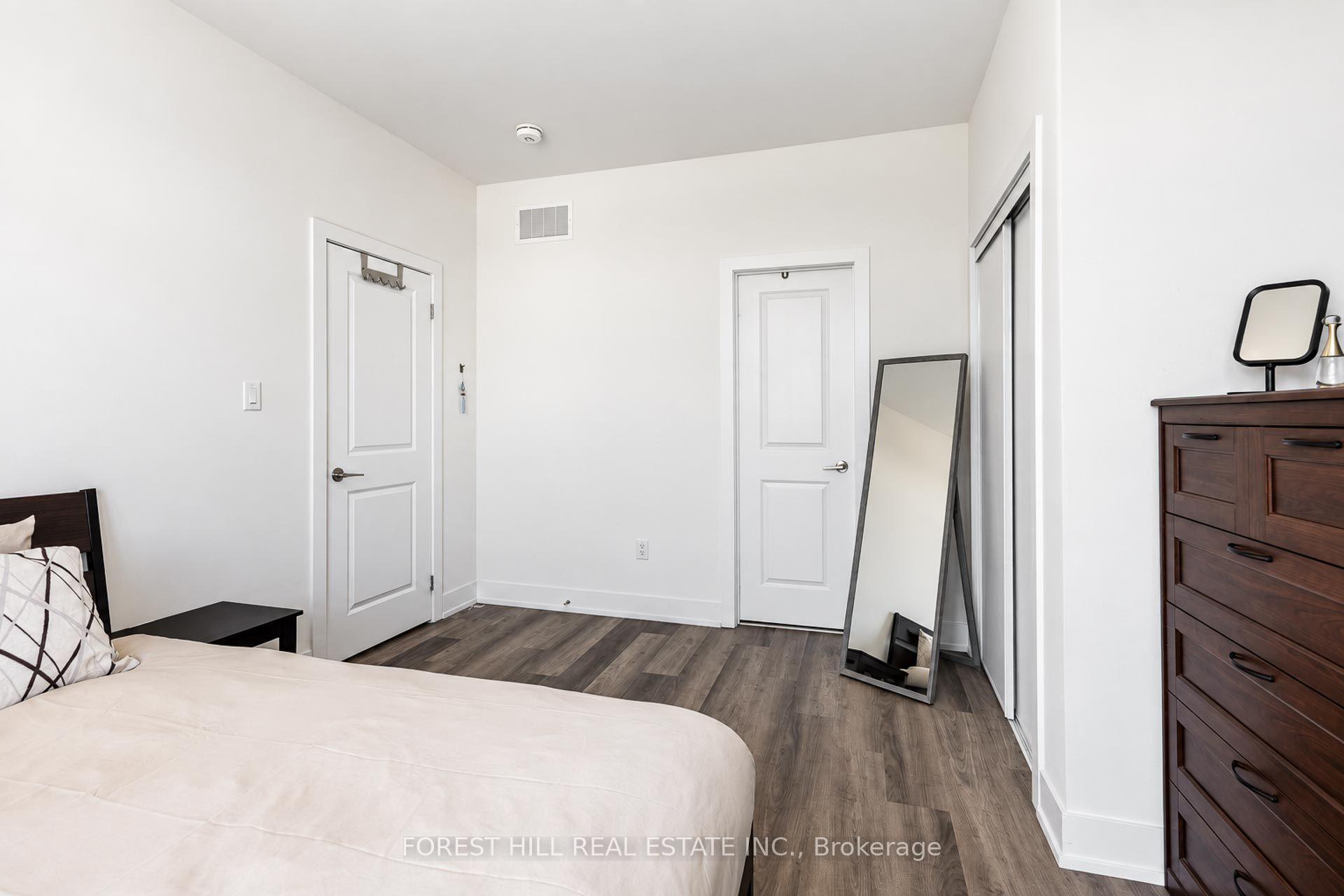Photo 32 of Unit 15, 12868 Yonge Street, Richmond Hill, Oak Ridges — HOMEH