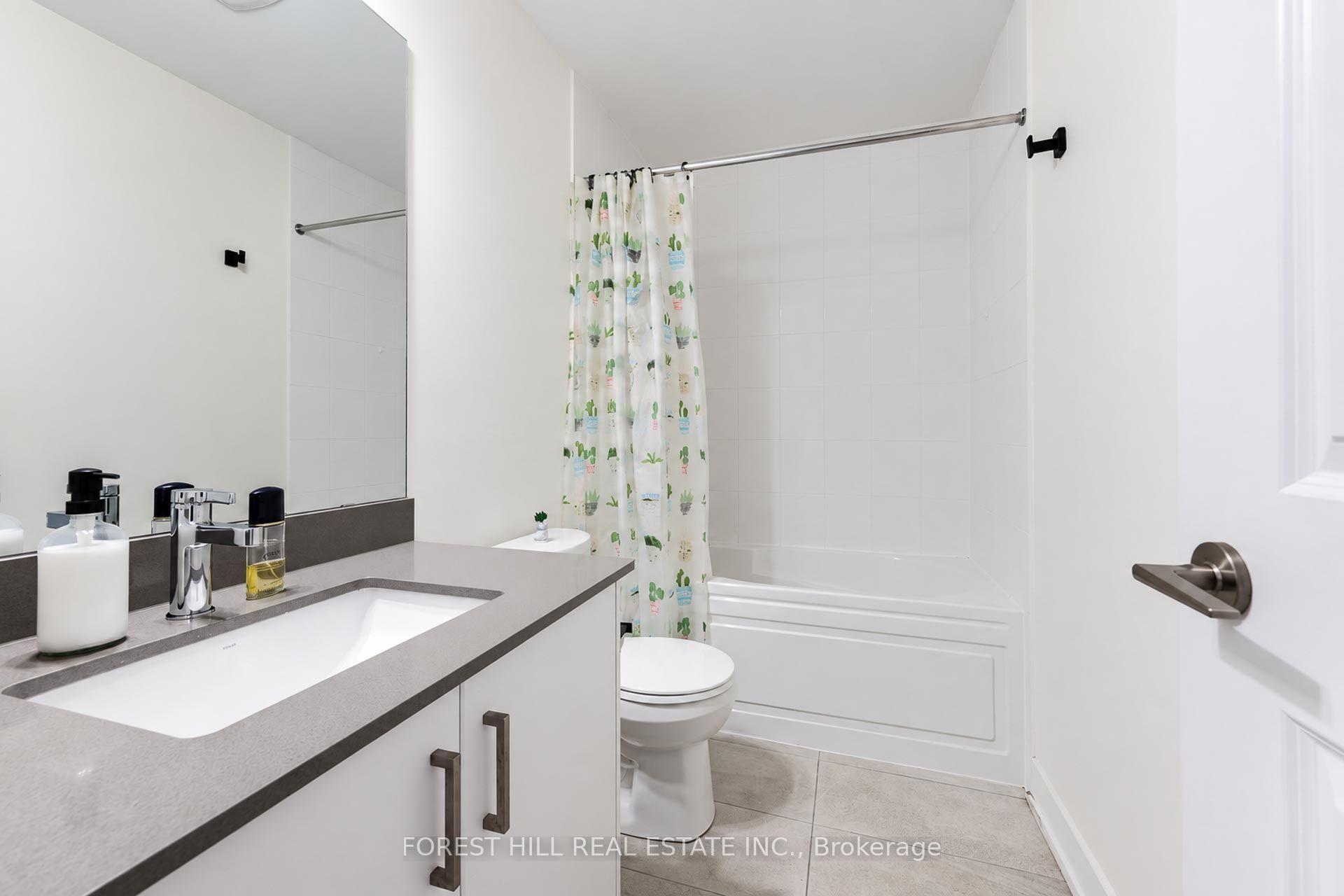 Photo 33 of Unit 15, 12868 Yonge Street, Richmond Hill, Oak Ridges — HOMEH