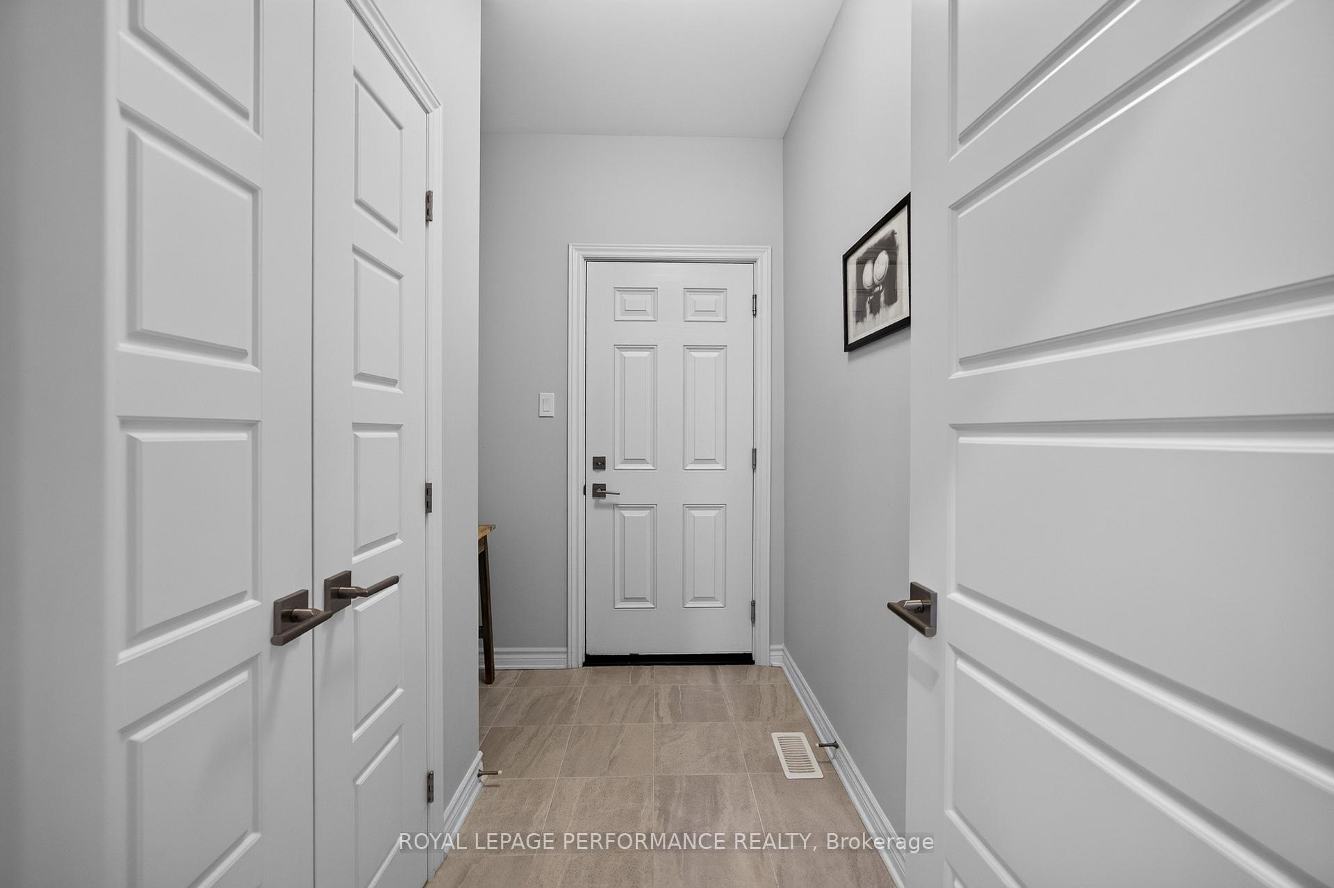 Photo 25 of 488 Famille Laporte Avenue, Ottawa, Camelot — HOMEH