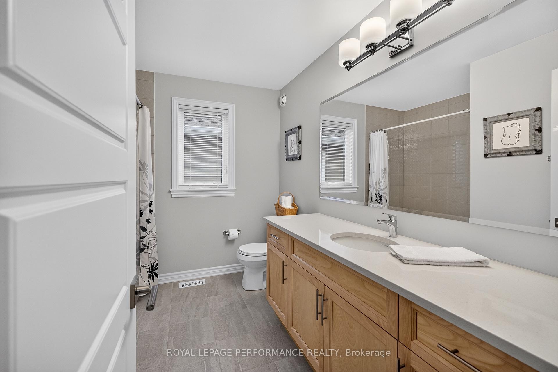 Photo 35 of 488 Famille Laporte Avenue, Ottawa, Camelot — HOMEH