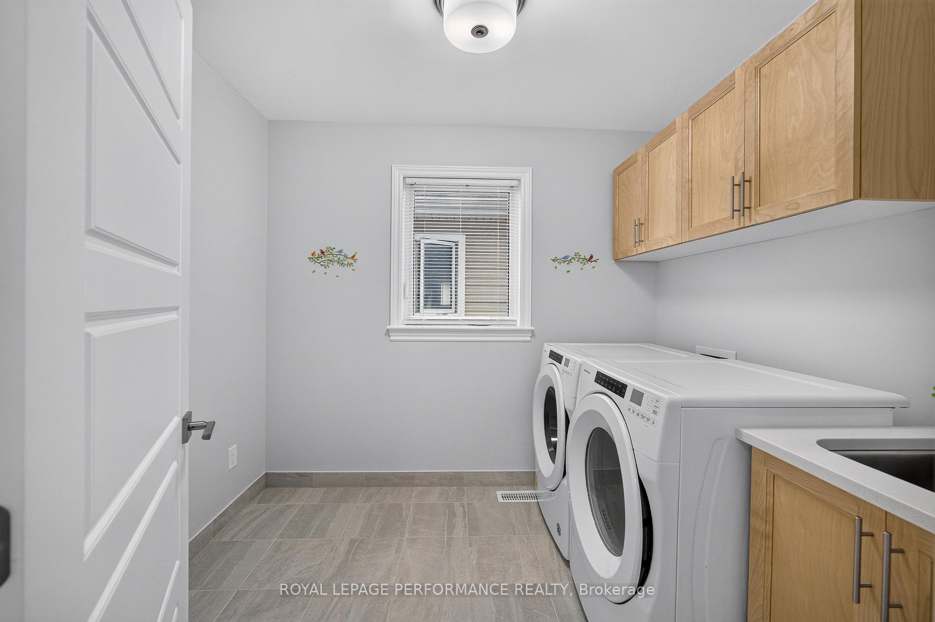 Photo 37 of 488 Famille Laporte Avenue, Ottawa, Camelot — HOMEH