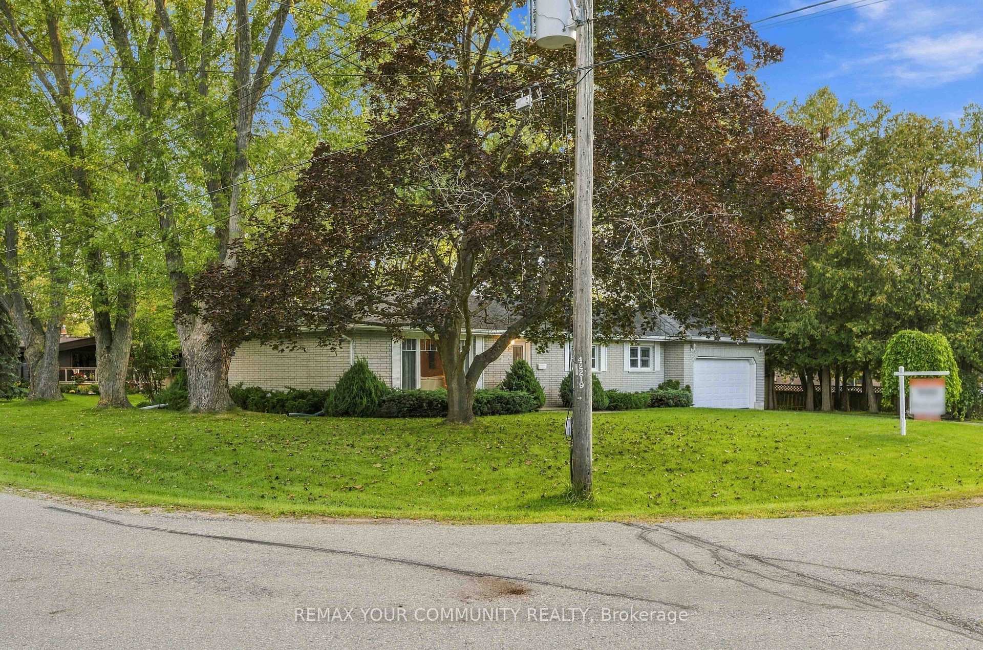 Photo 3 of 29 Medina Square, Georgina, Keswick North — HOMEH