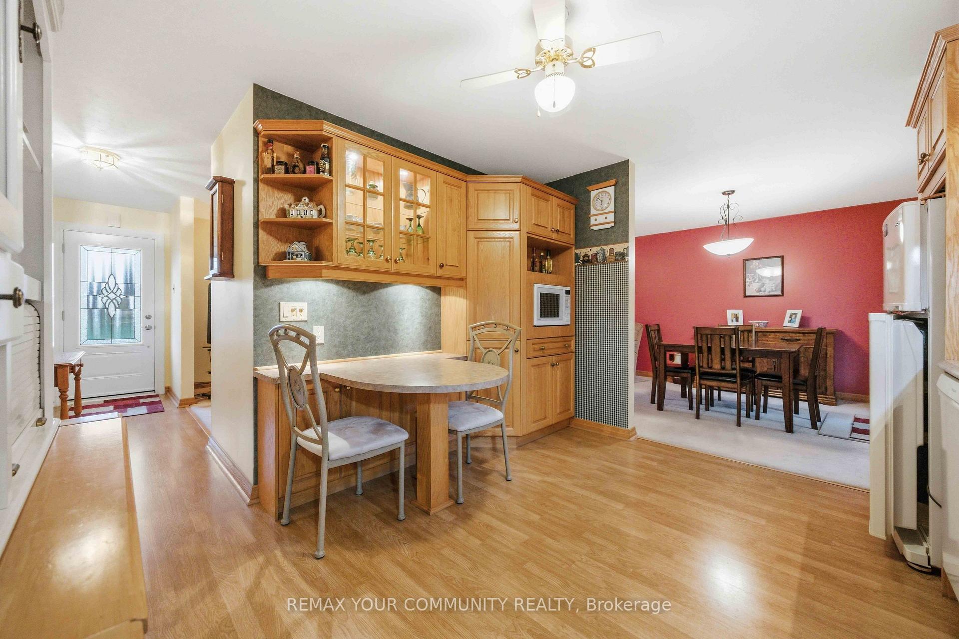Photo 15 of 29 Medina Square, Georgina, Keswick North — HOMEH