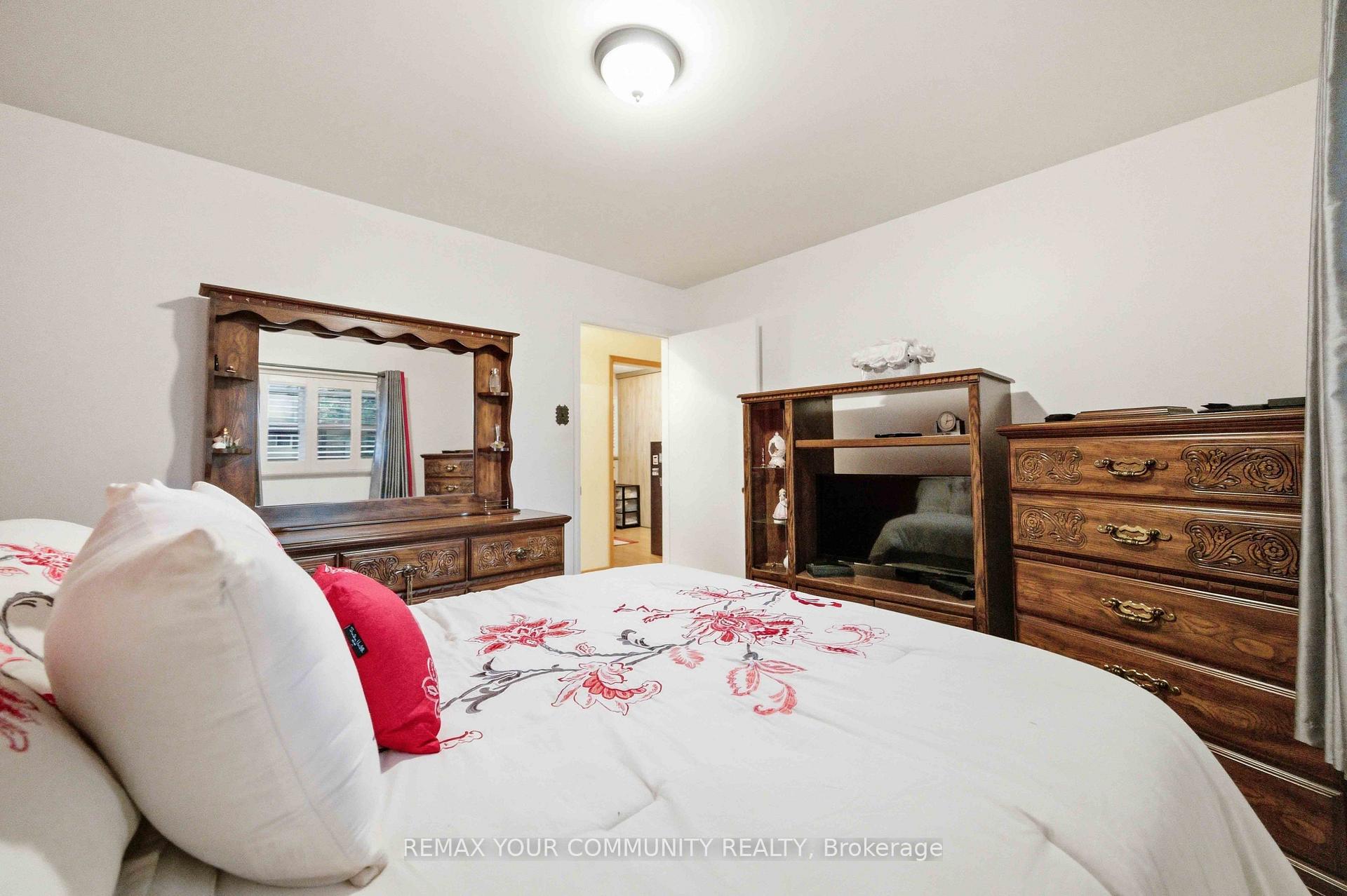 Photo 21 of 29 Medina Square, Georgina, Keswick North — HOMEH