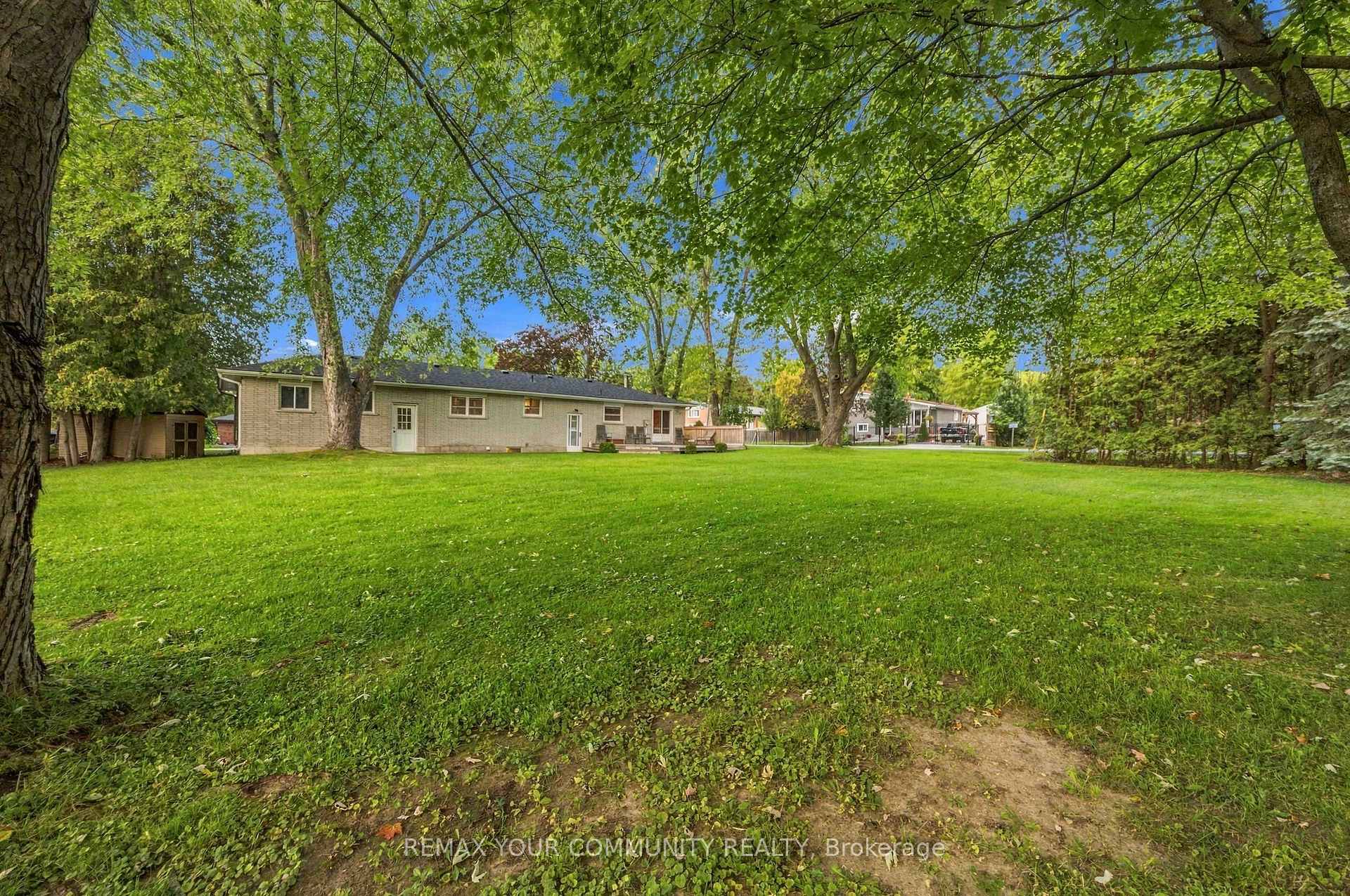 Photo 33 of 29 Medina Square, Georgina, Keswick North — HOMEH