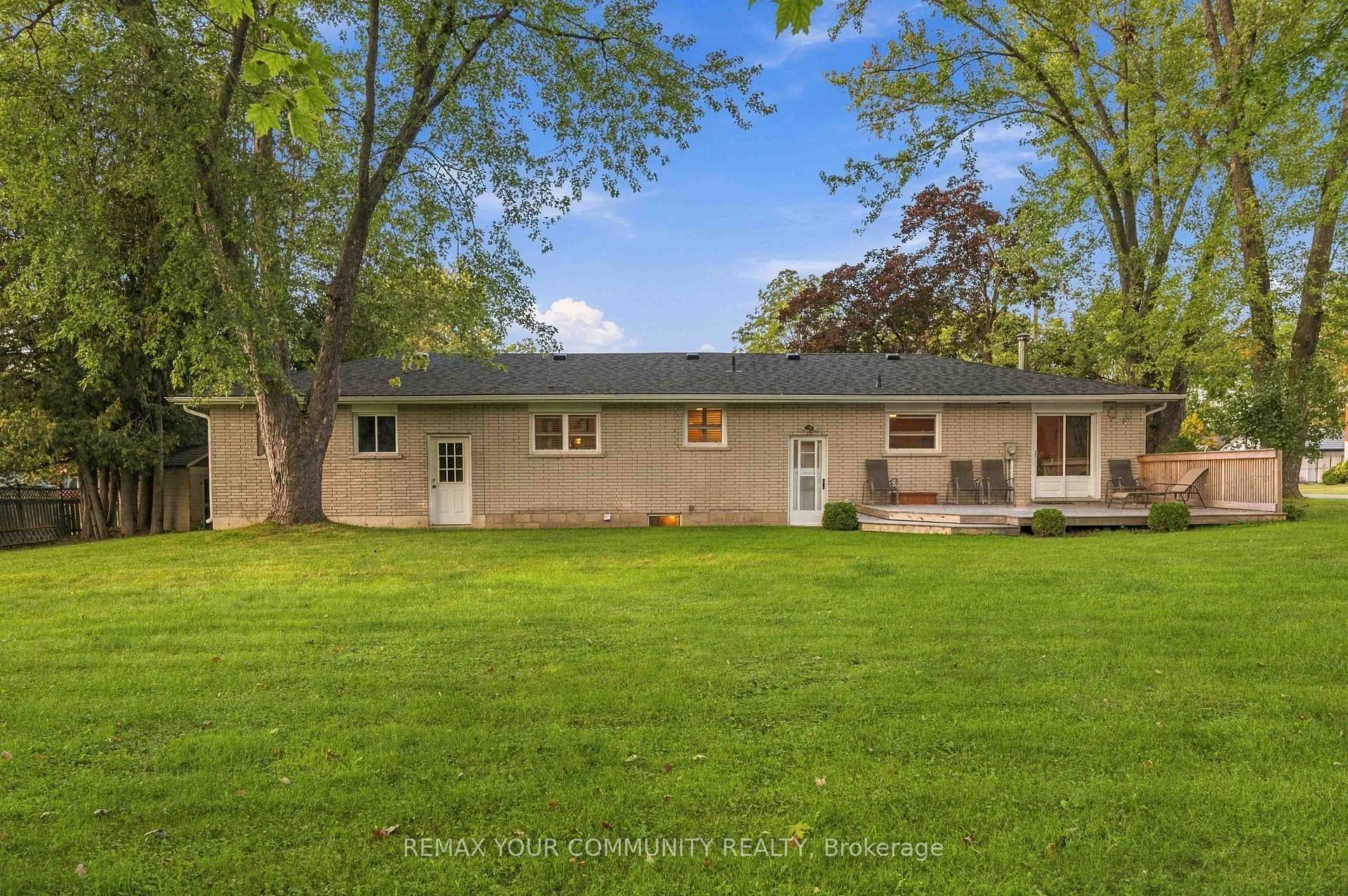 Photo 34 of 29 Medina Square, Georgina, Keswick North — HOMEH