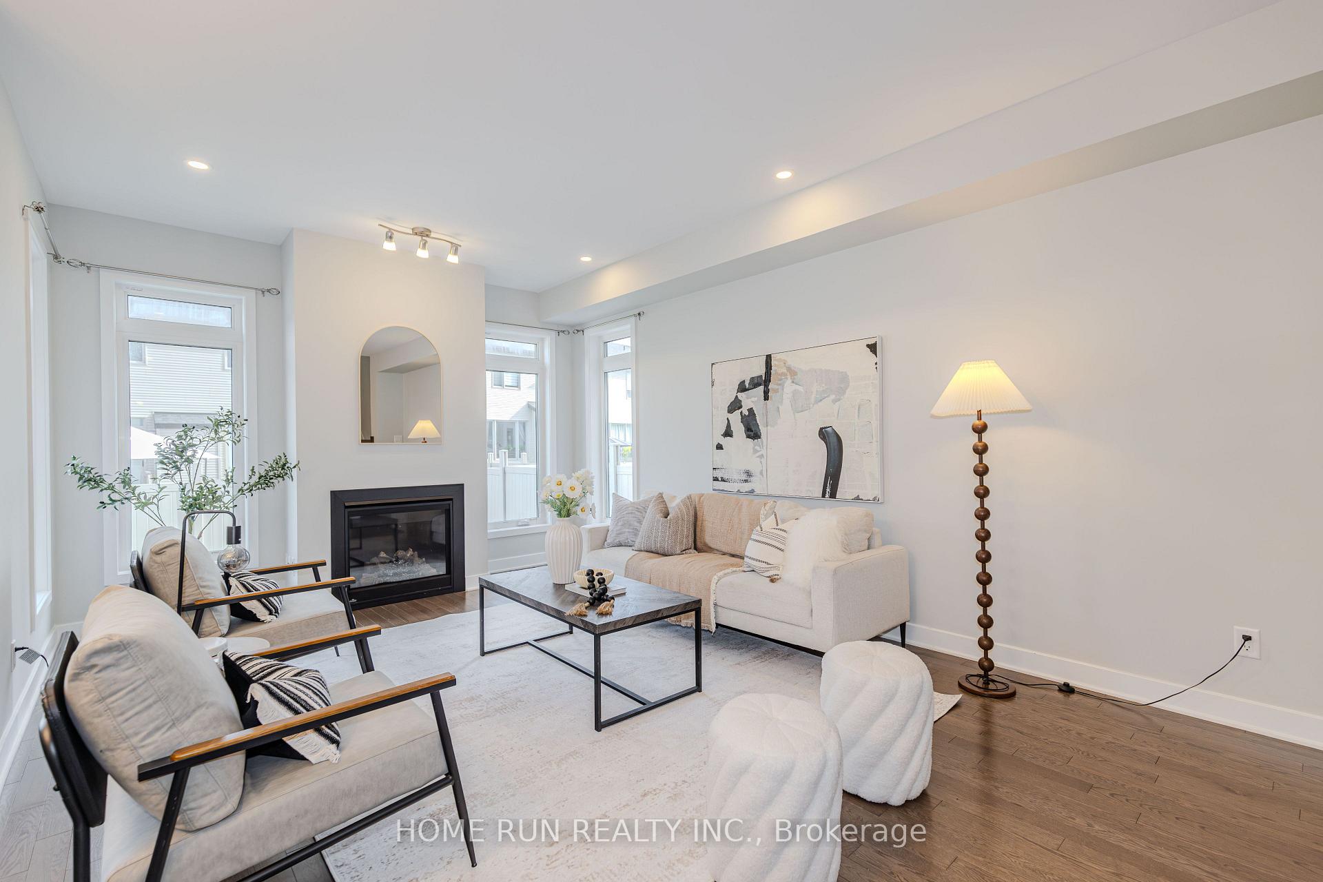 Photo 17 of 21 Plank Street, Ottawa, Kanata - Emerald Meadows/Trailwest — HOMEH