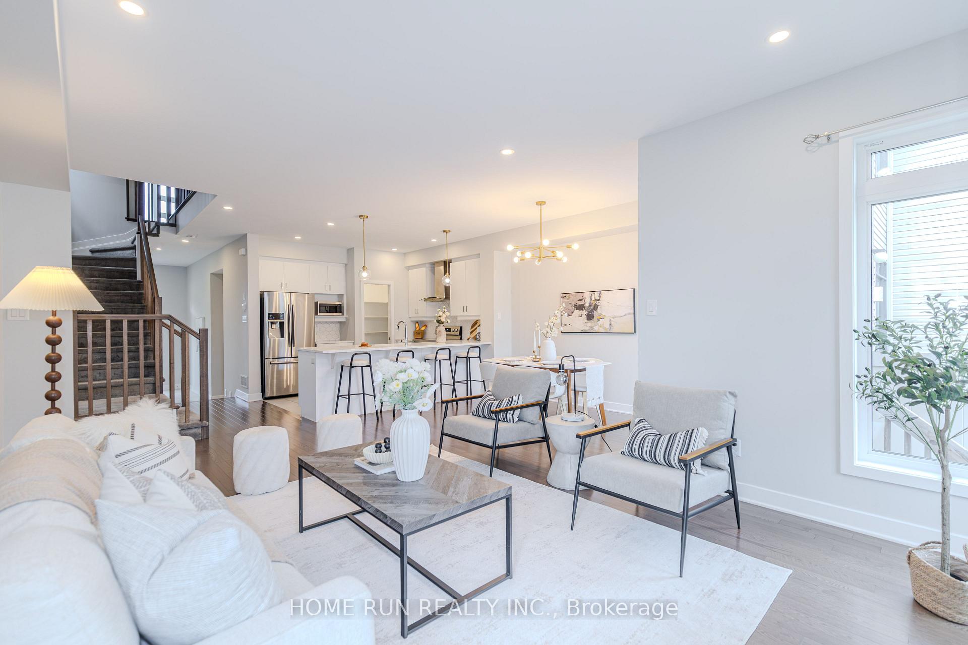 Photo 19 of 21 Plank Street, Ottawa, Kanata - Emerald Meadows/Trailwest — HOMEH