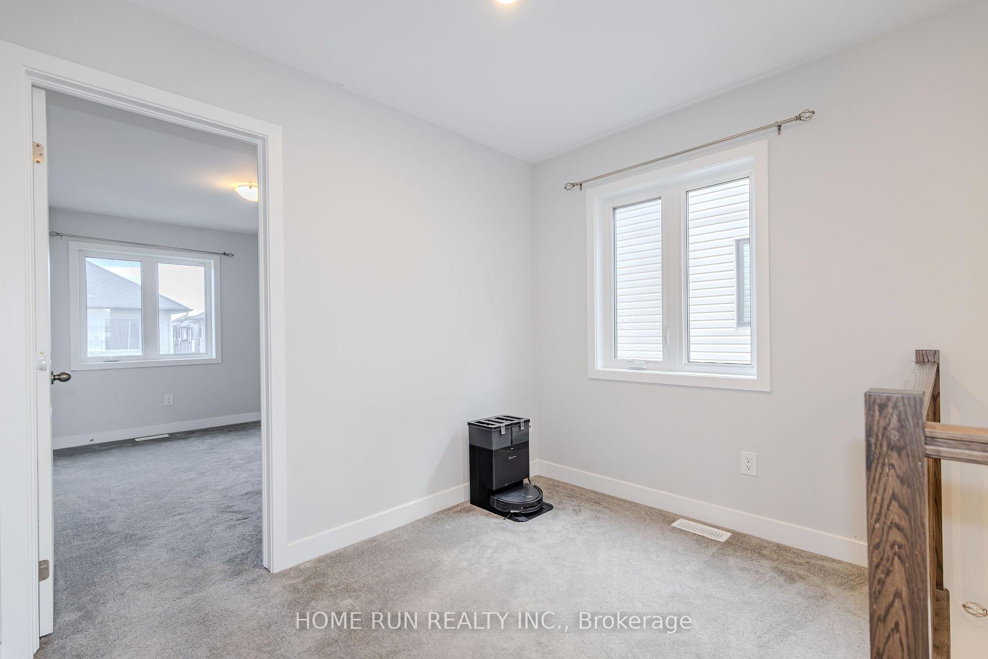 Photo 26 of 21 Plank Street, Ottawa, Kanata - Emerald Meadows/Trailwest — HOMEH