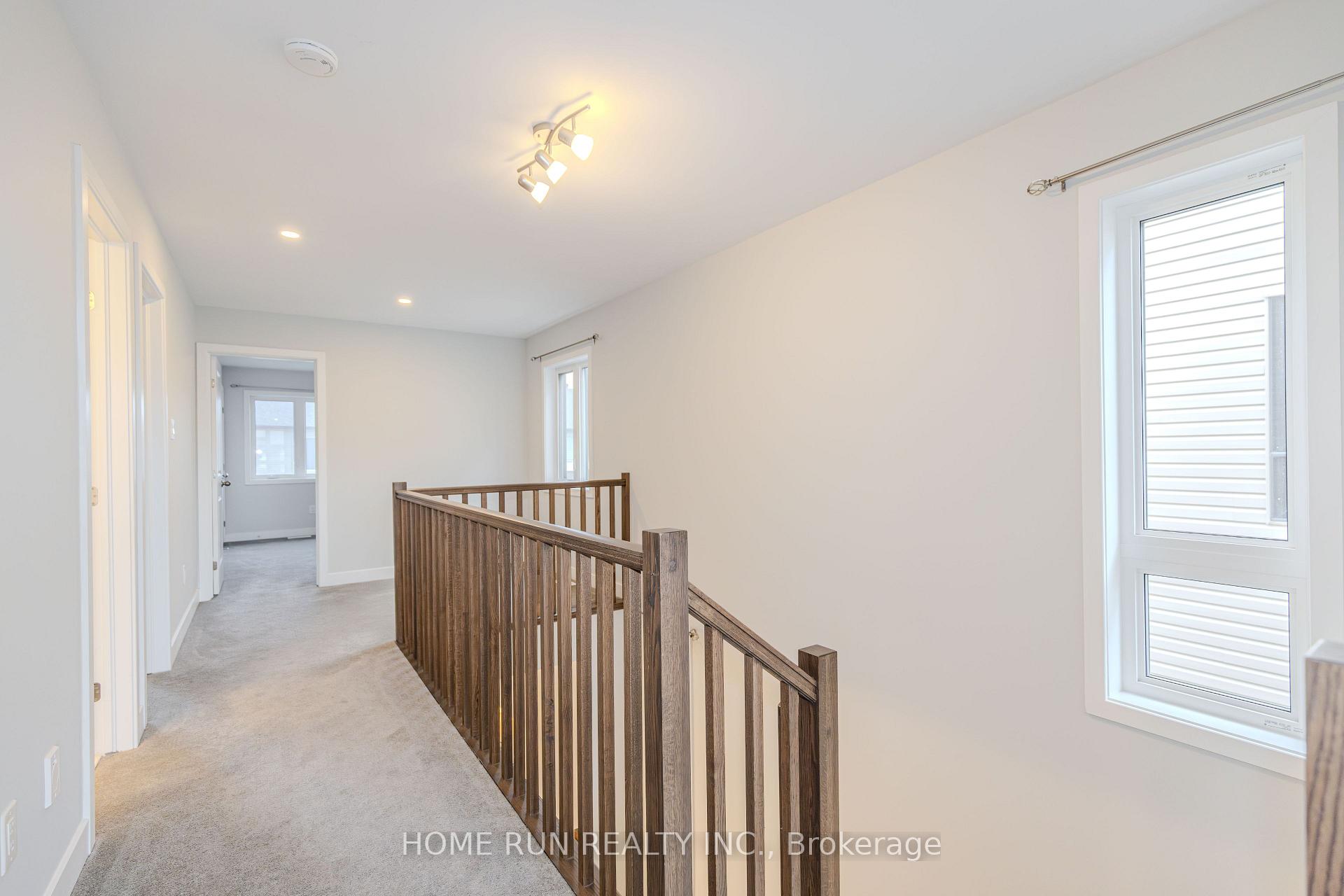 Photo 27 of 21 Plank Street, Ottawa, Kanata - Emerald Meadows/Trailwest — HOMEH