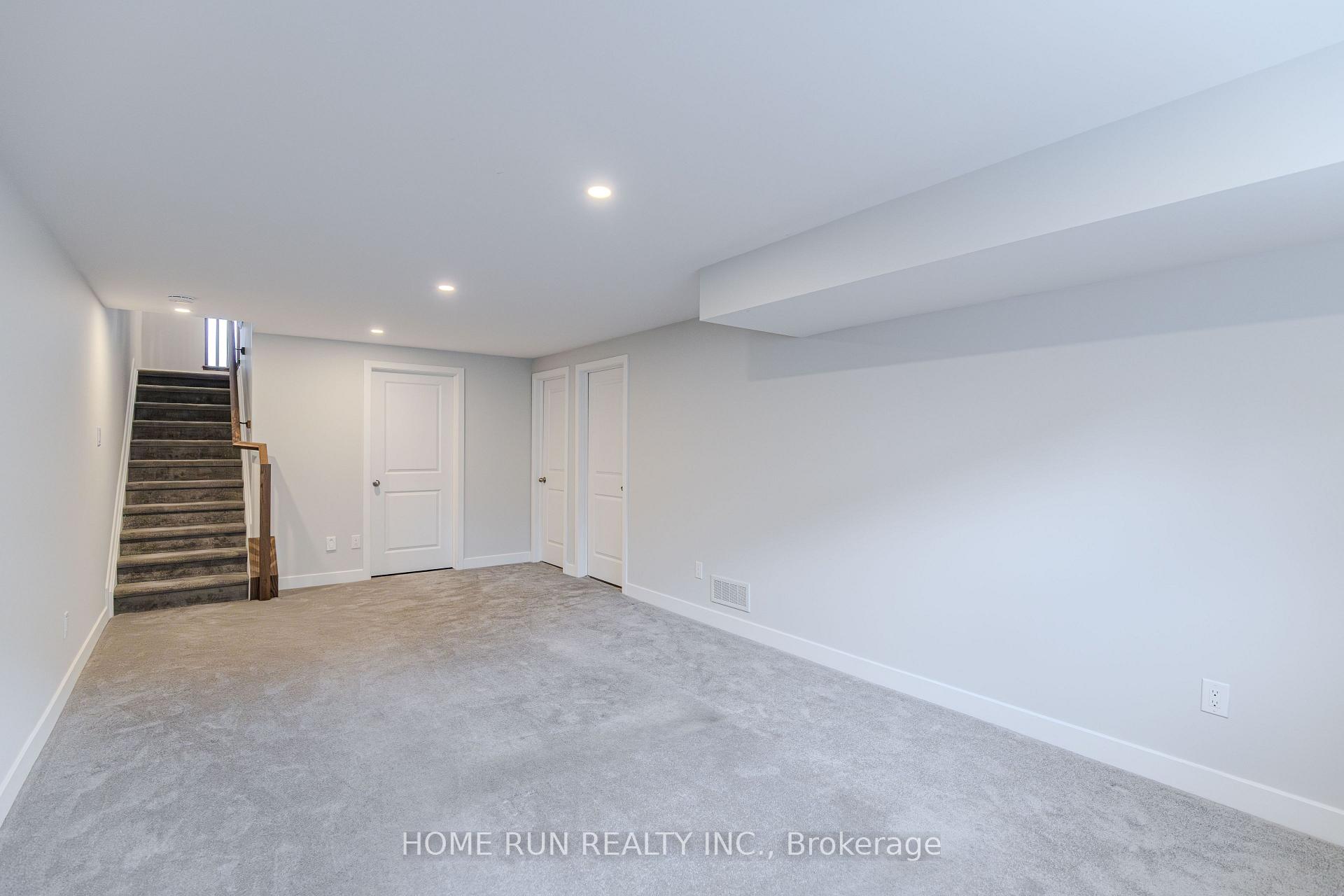 Photo 40 of 21 Plank Street, Ottawa, Kanata - Emerald Meadows/Trailwest — HOMEH