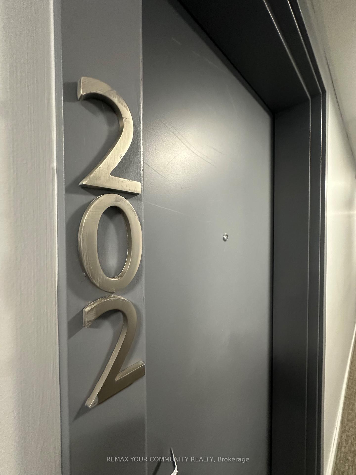 Photo 2 of Unit 202, 110 Grew Boulevard W, Georgina, Sutton & Jackson's Point — HOMEH