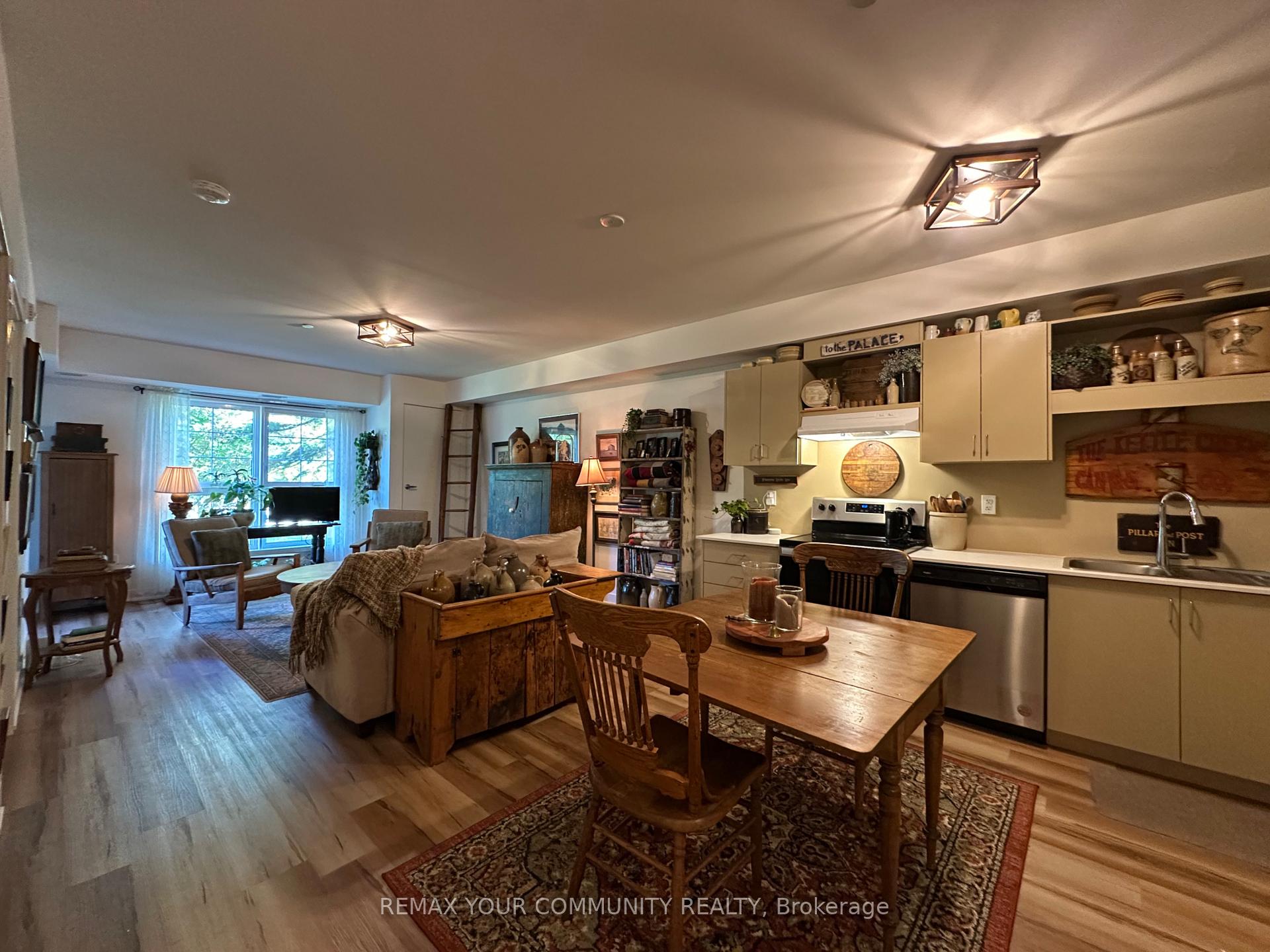 Photo 3 of Unit 202, 110 Grew Boulevard W, Georgina, Sutton & Jackson's Point — HOMEH