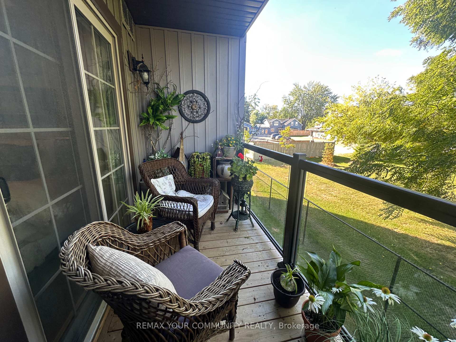 Photo 13 of Unit 202, 110 Grew Boulevard W, Georgina, Sutton & Jackson's Point — HOMEH