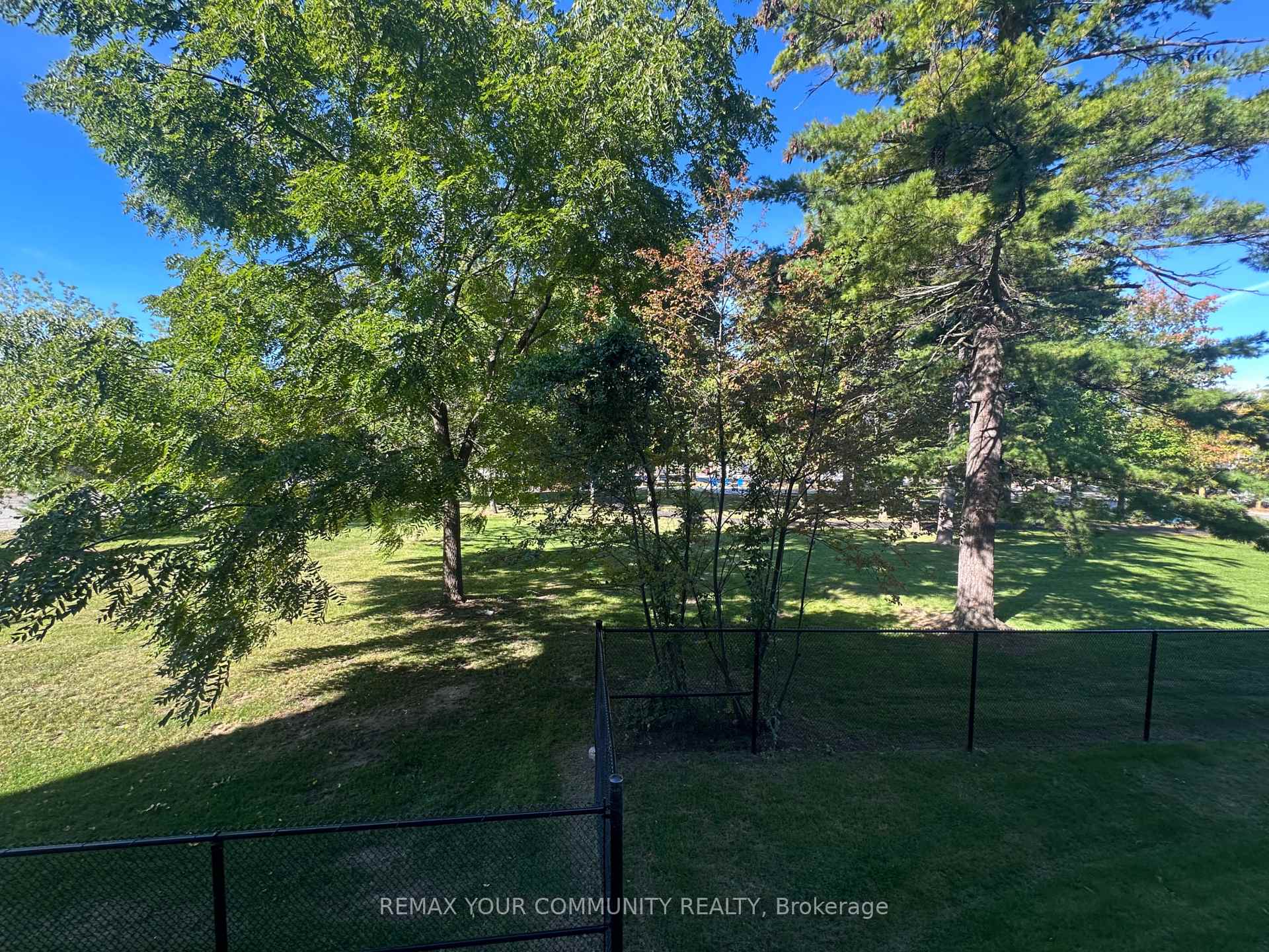 Photo 14 of Unit 202, 110 Grew Boulevard W, Georgina, Sutton & Jackson's Point — HOMEH
