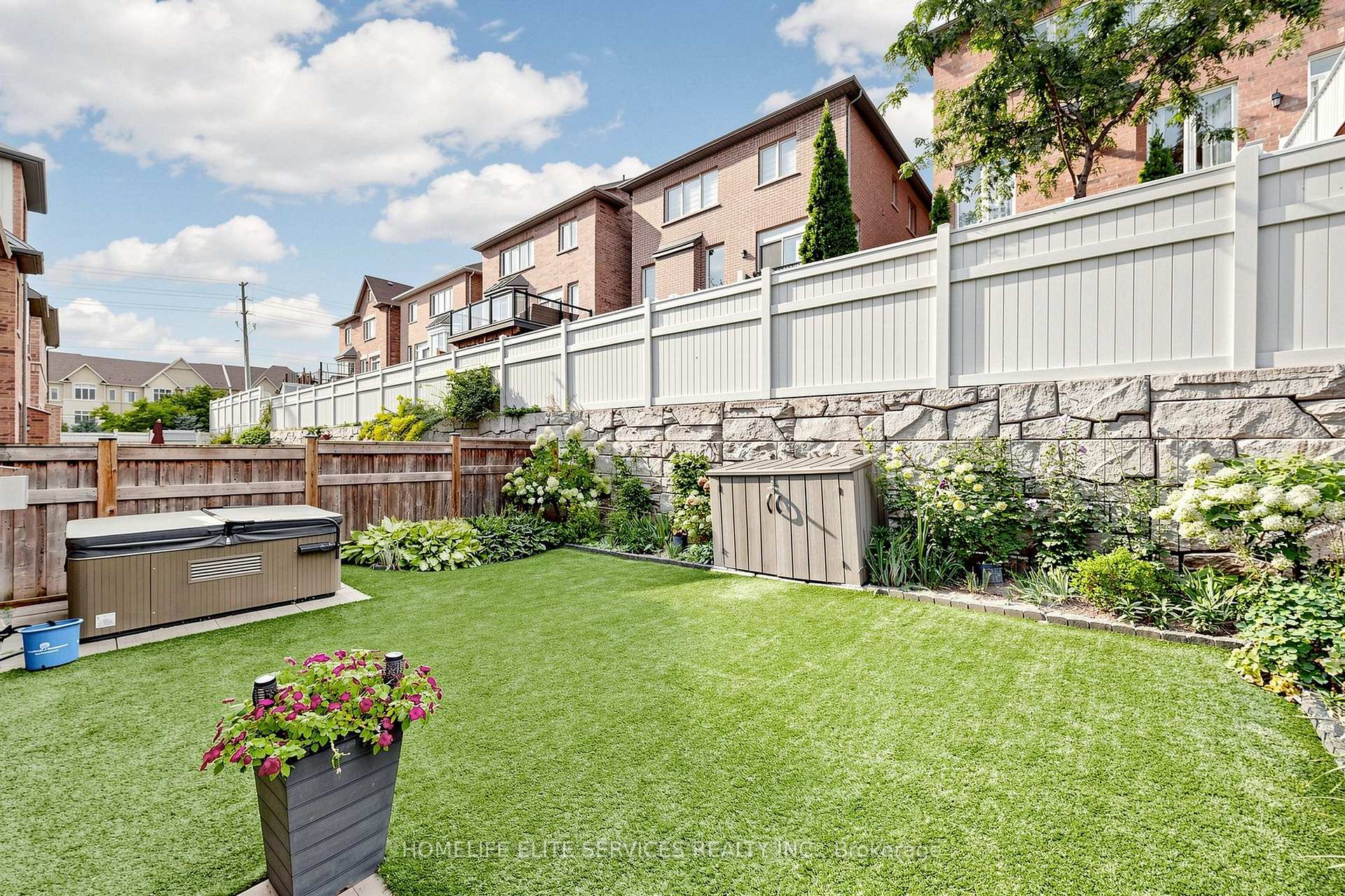 Photo 32 of 8 Beckett Avenue, Markham, Berczy — HOMEH