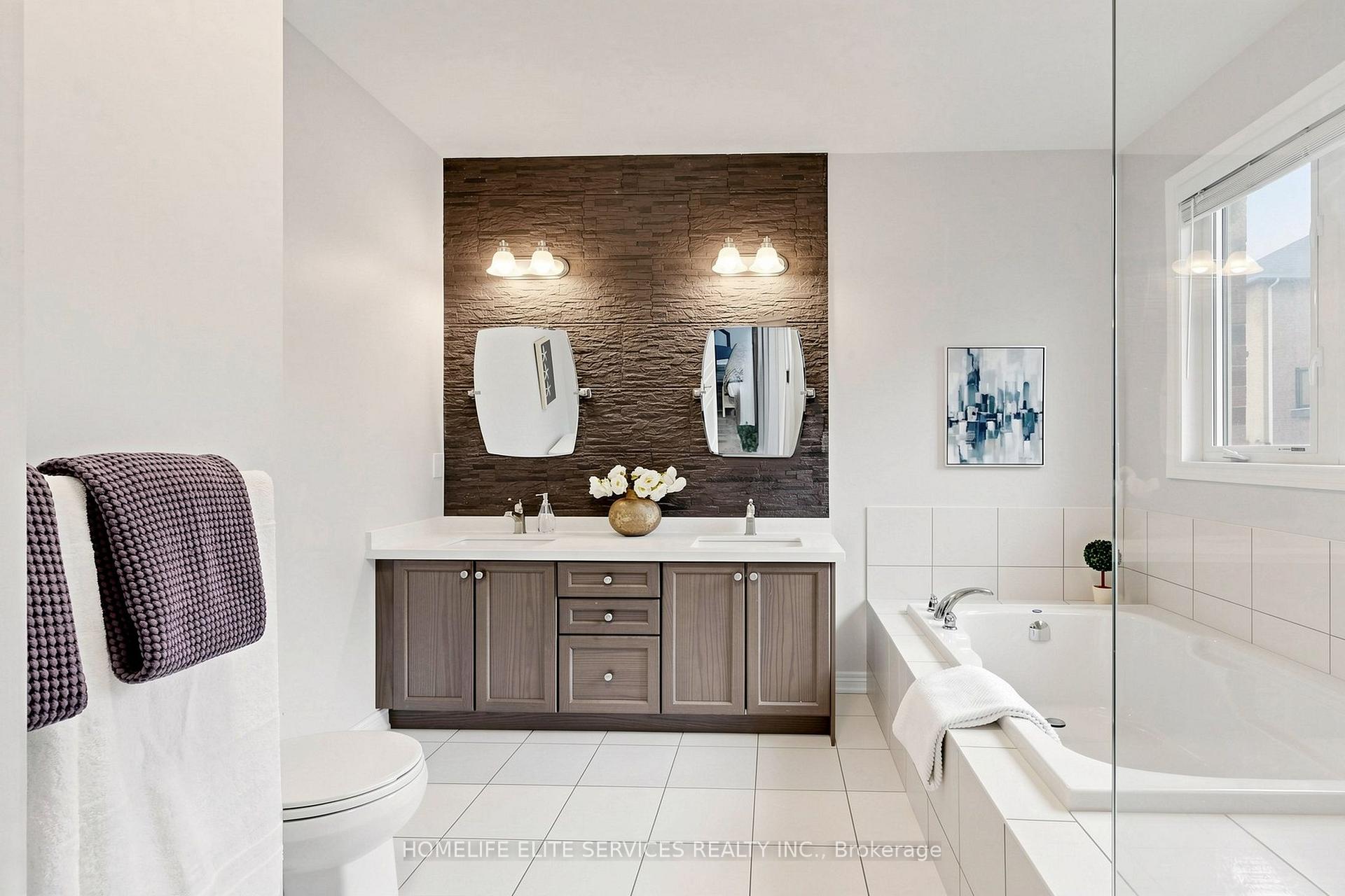Photo 46 of 8 Beckett Avenue, Markham, Berczy — HOMEH