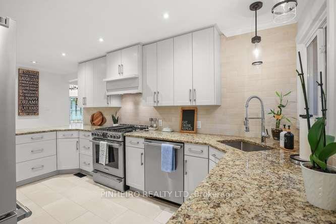 Photo 13 of 218 Tarbart Terrace, London, North P — HOMEH